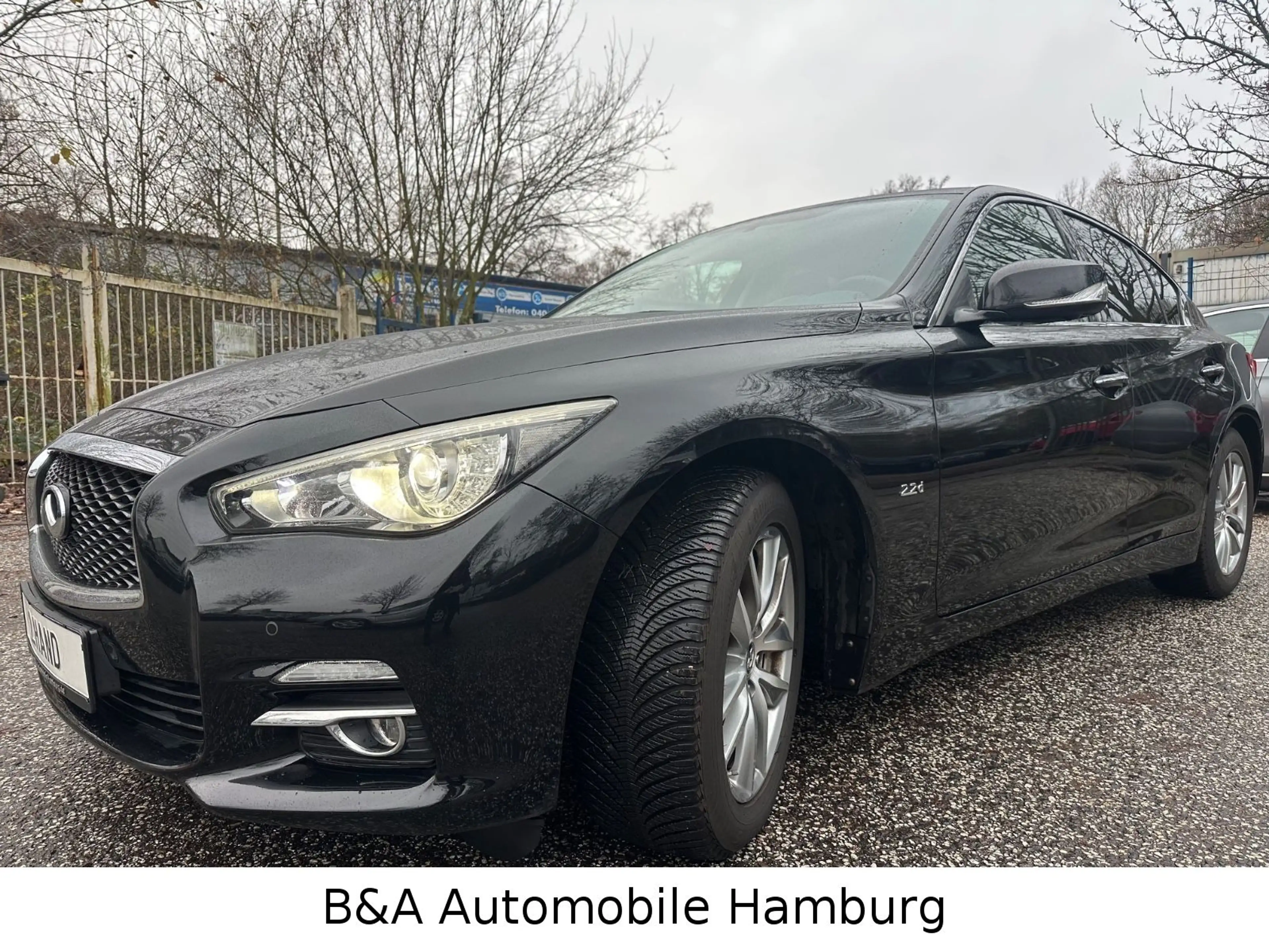 Infiniti Q50 Premium 2 Hand+Tüv/Au Neu+Scheckheft — photo 3