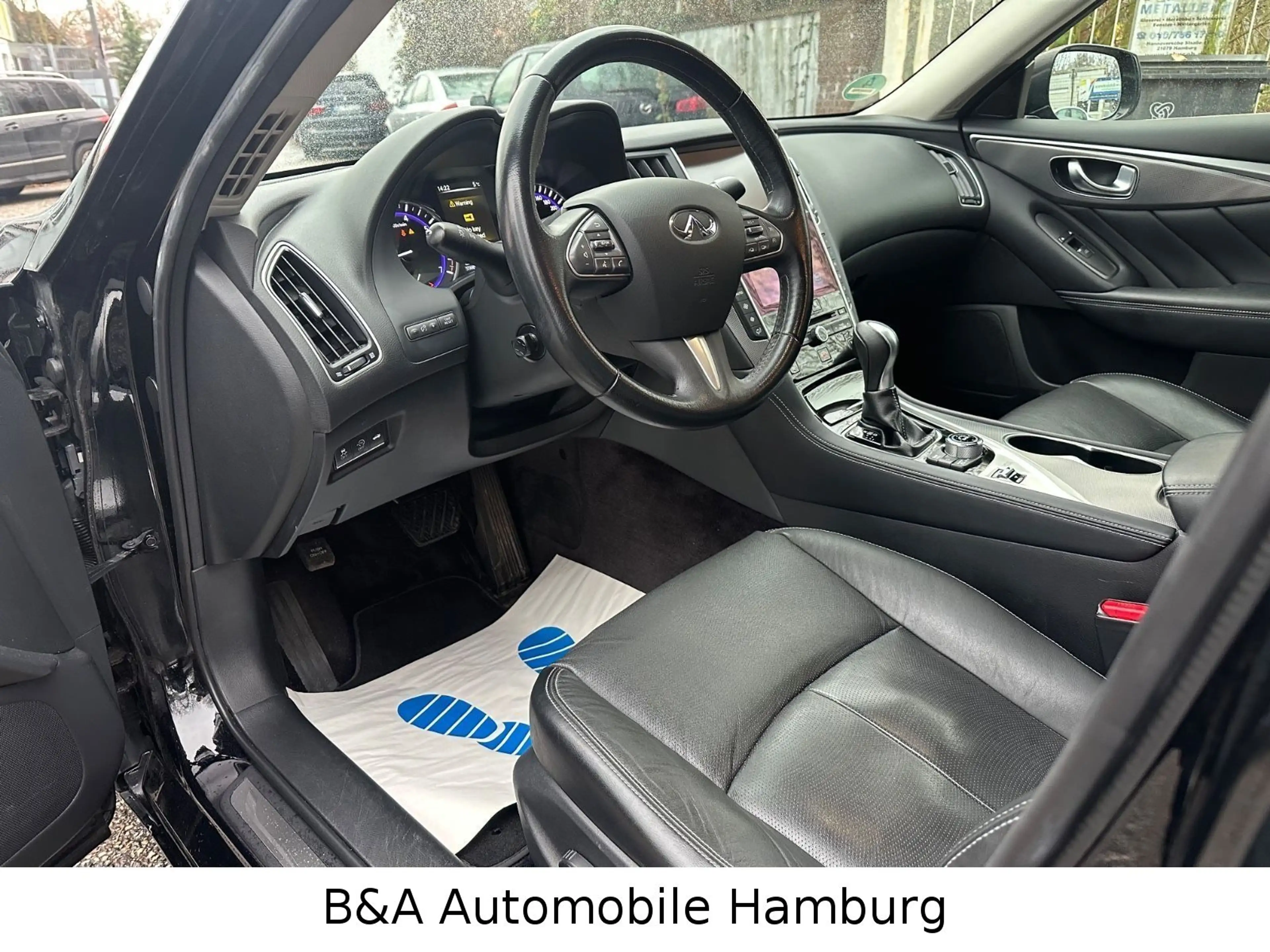 Infiniti Q50 Premium 2 Hand+Tüv/Au Neu+Scheckheft — photo 8