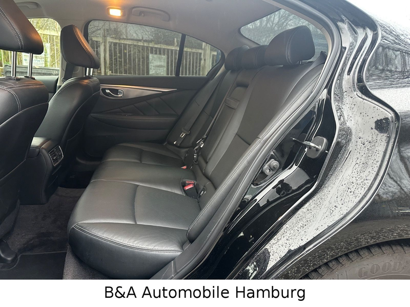 Infiniti Q50 Premium 2 Hand+Tüv/Au Neu+Scheckheft — photo 9