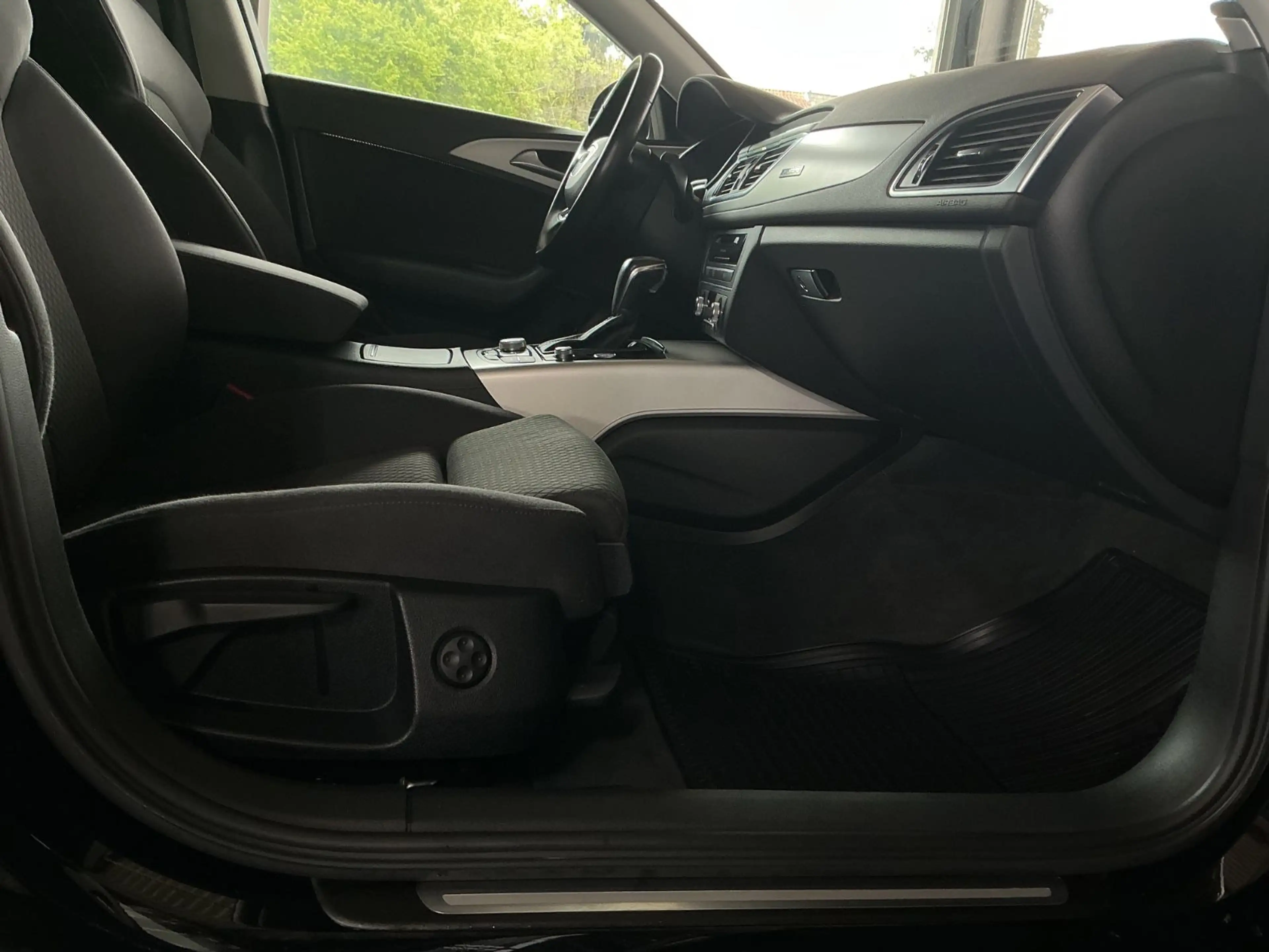 Audi A6 Avant 3.0 TDI clean diesel Quattro*Sportsitze — photo 9
