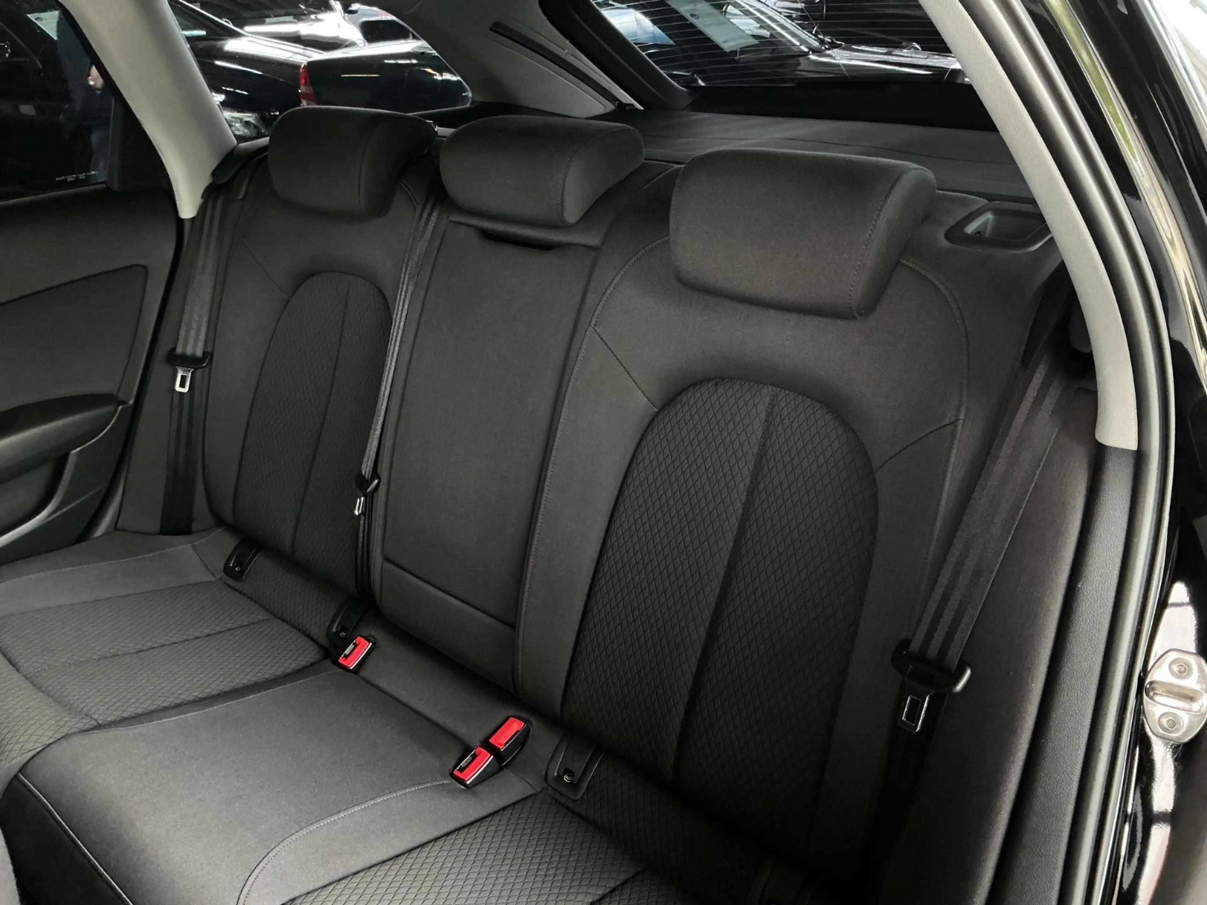 Audi A6 Avant 3.0 TDI clean diesel Quattro*Sportsitze — photo 10