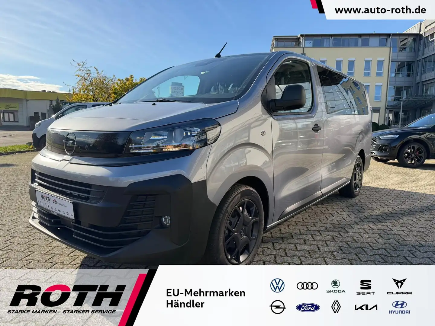 Opel Vivaro Kombi 2.0 TDI L3 9 Sitzer PDC*Kamera*Navi Grau - 1