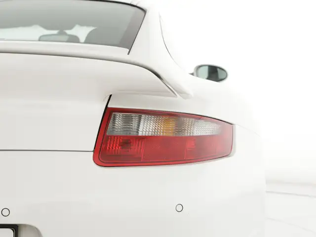 Porsche 911 view 20