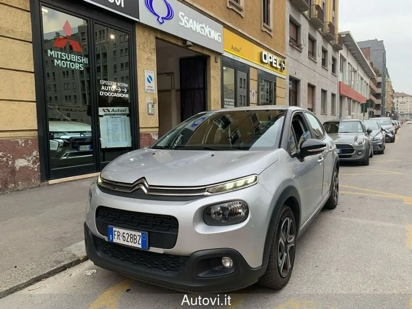 Citroen C3 PureTech 82 Shine Silber - 1