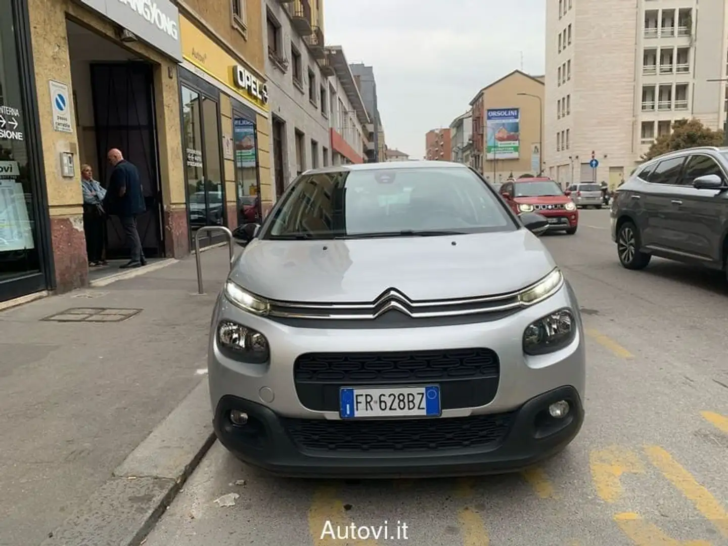 Citroen C3 PureTech 82 Shine Silber - 2
