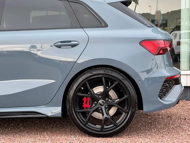 Audi RS3 view 7