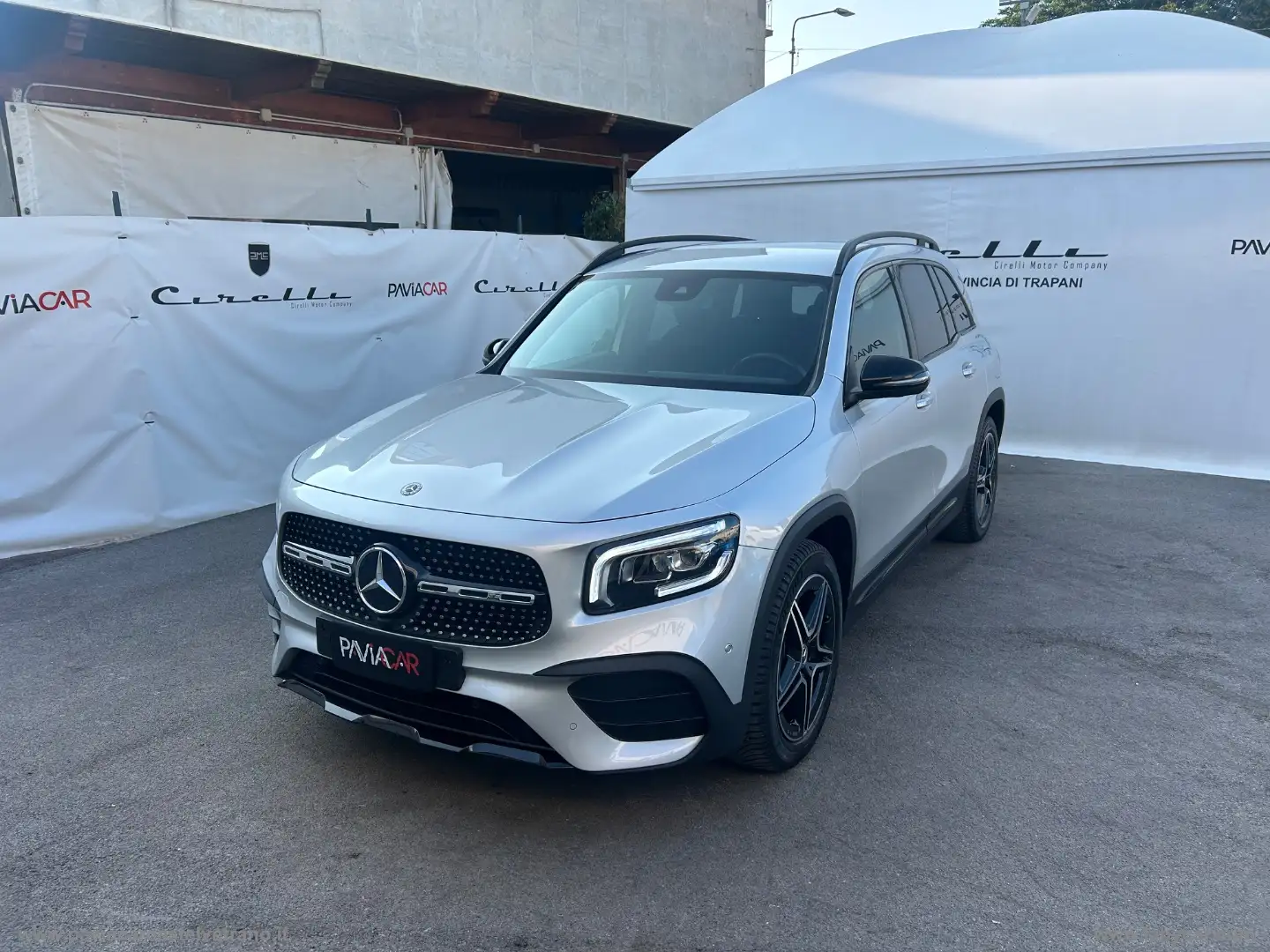 Mercedes-Benz GLB 180 GLB 200 d Automatic Premium Grigio - 2