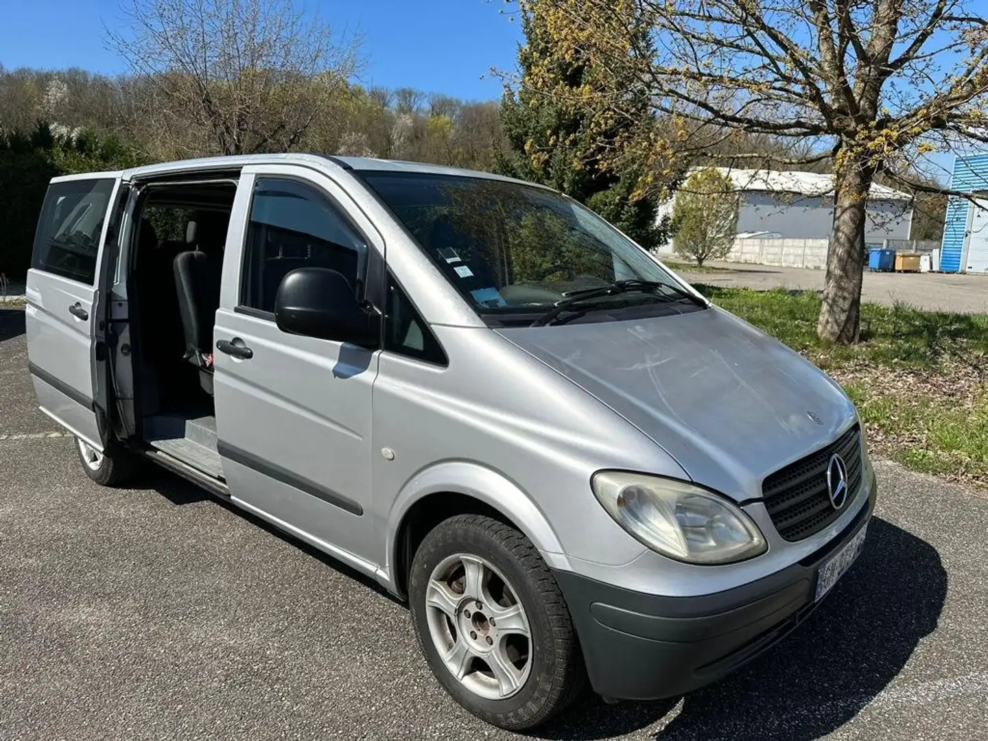 Mercedes-Benz Vito Vito 111 CDI Extra Long CLIM 9 SITZ Gris - 1