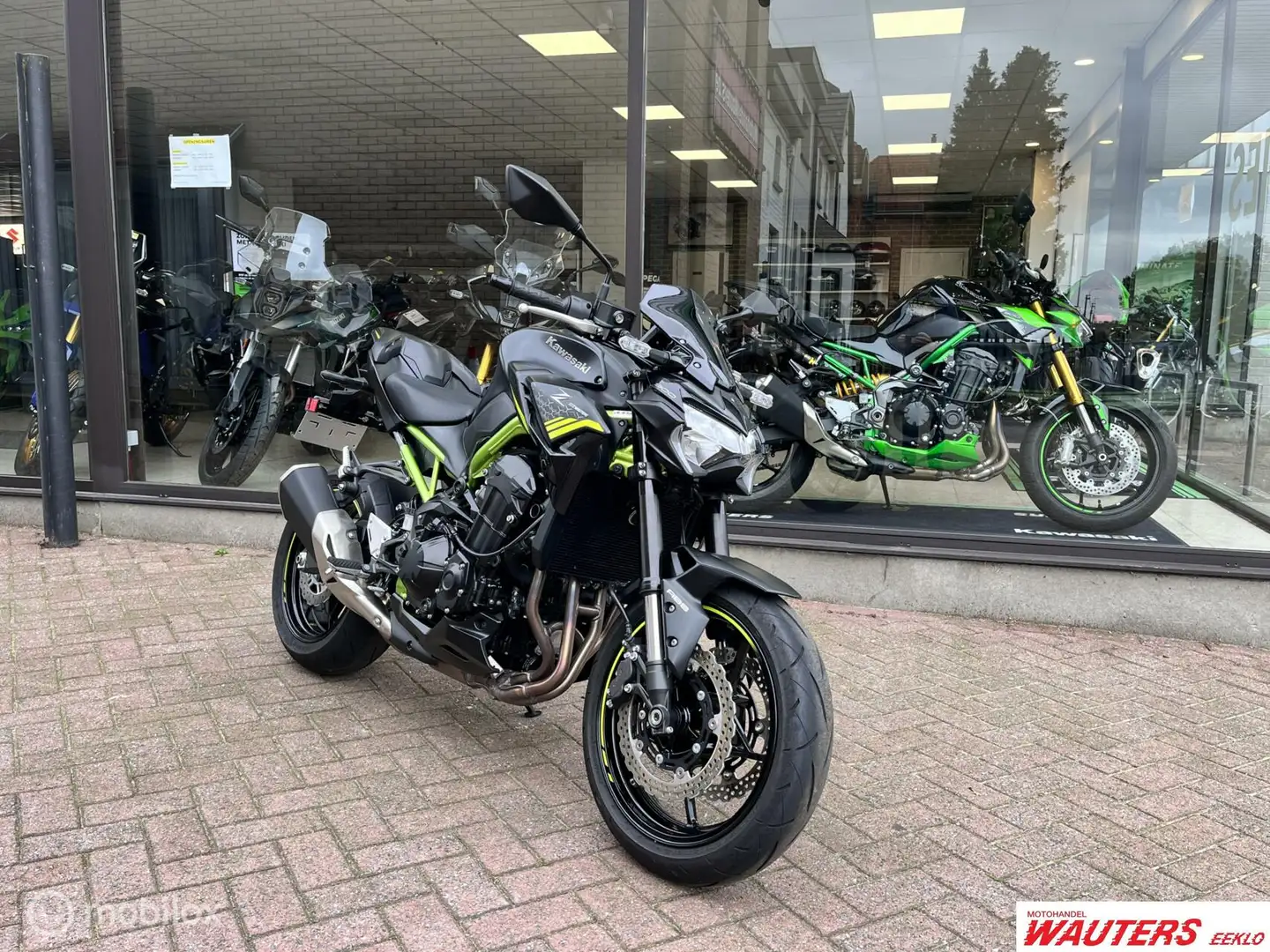 Kawasaki Z 900 Noir - 2