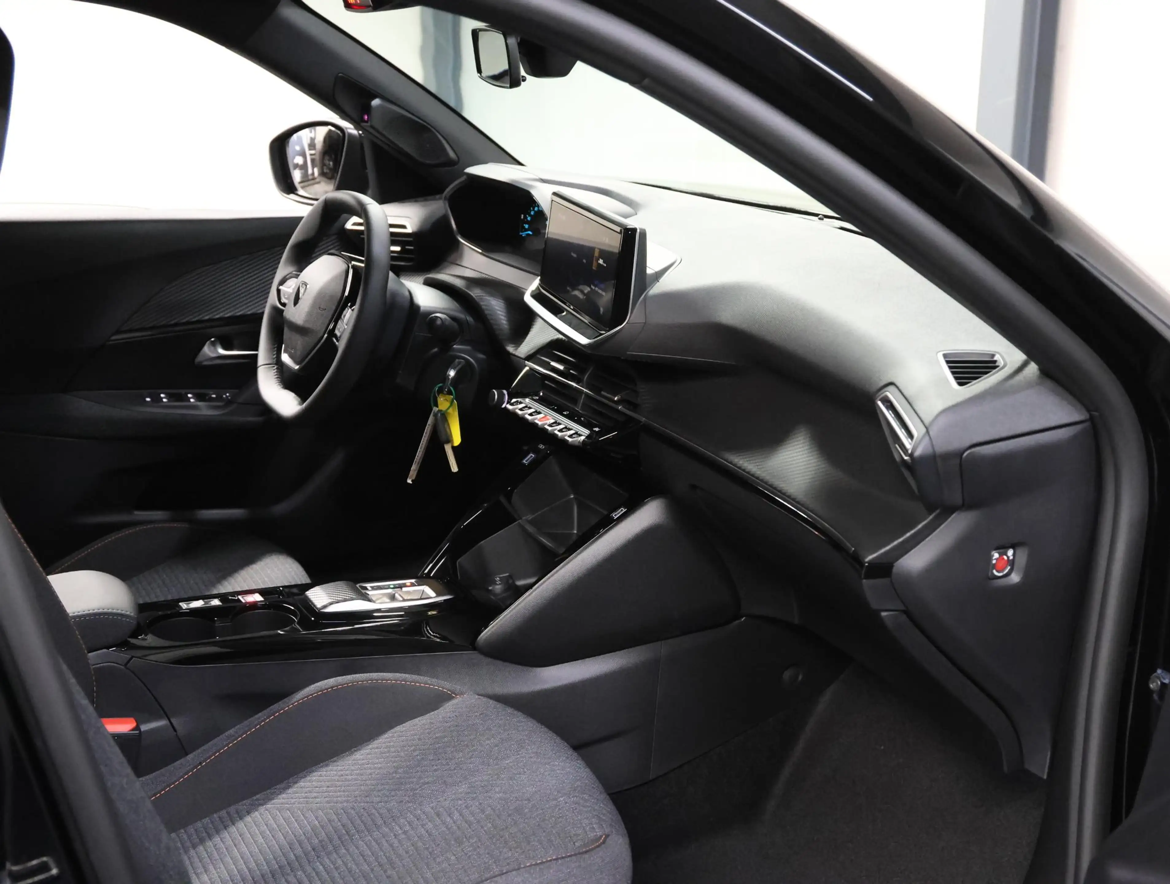 Peugeot e-2008 EV Business 54 kWh | 8 jaar garantie | — photo 9