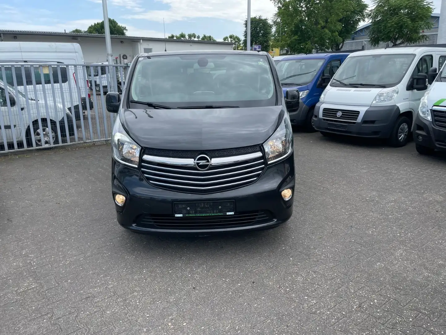Opel Vivaro B Lang*9-Sitze*Klima+Navi+Kamera+PDC+AHK* Schwarz - 2