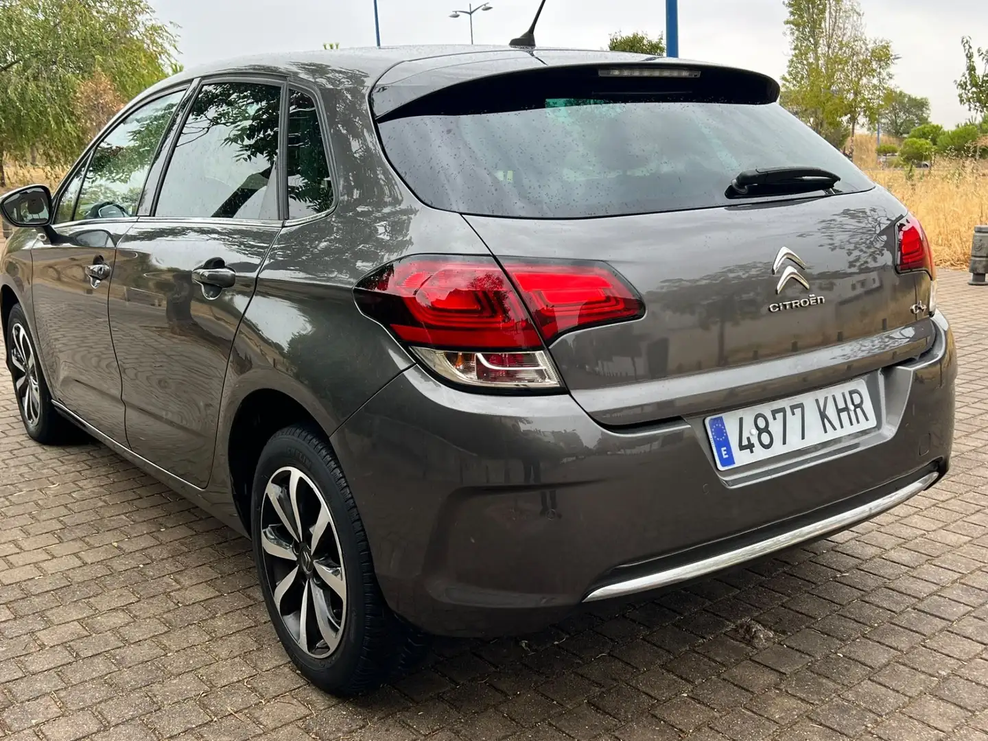 Citroen C4 1.2 PureTech Tonic 110 - 1