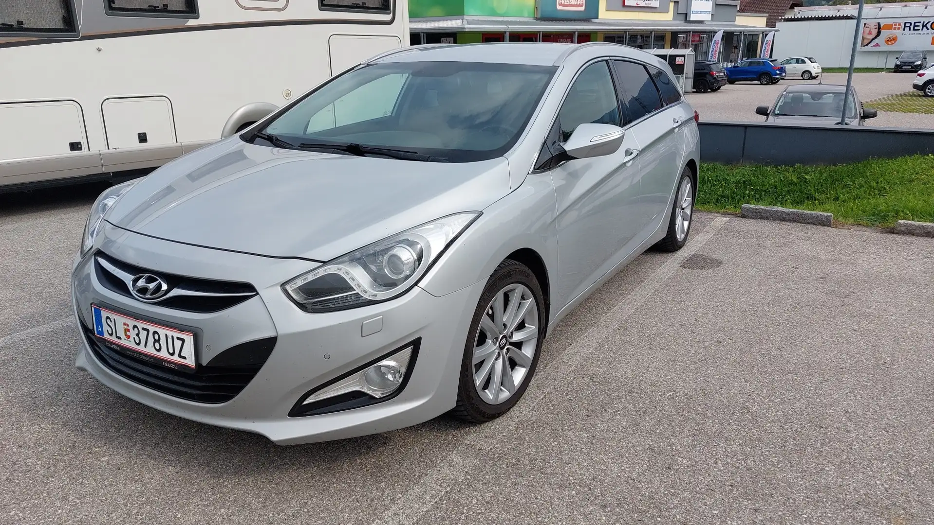 Hyundai i40 Premium 1,7 CRDi DPF - 2