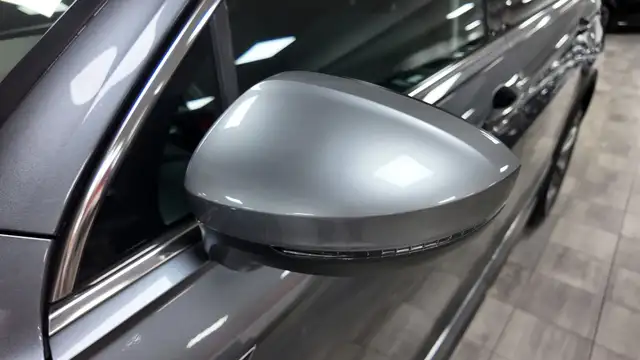 Volkswagen Tiguan Allspace view 14