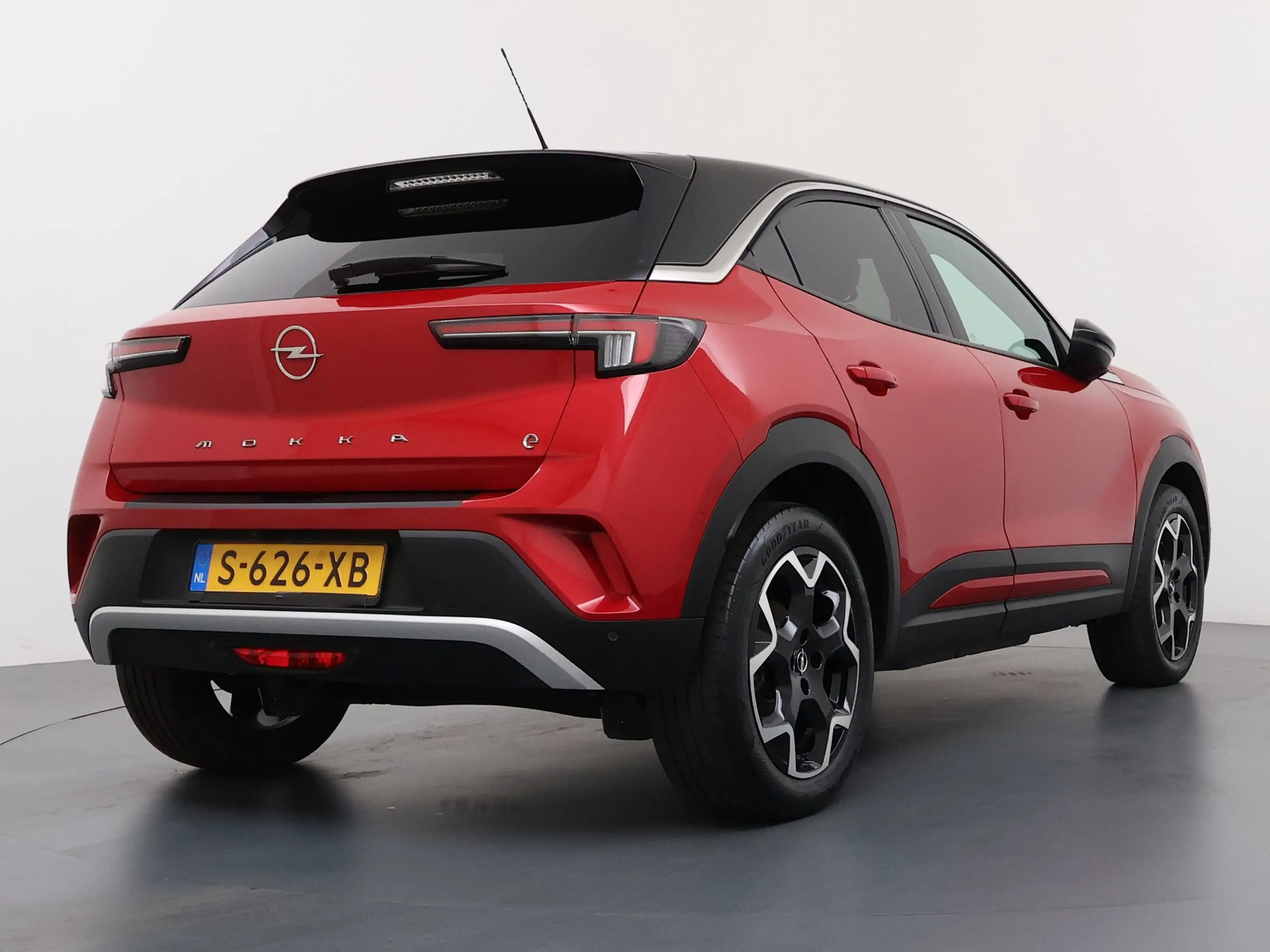 Opel Mokka-E Electric Level 5 Ultimate 50 kWh | SOH 94% | Achte — photo 2