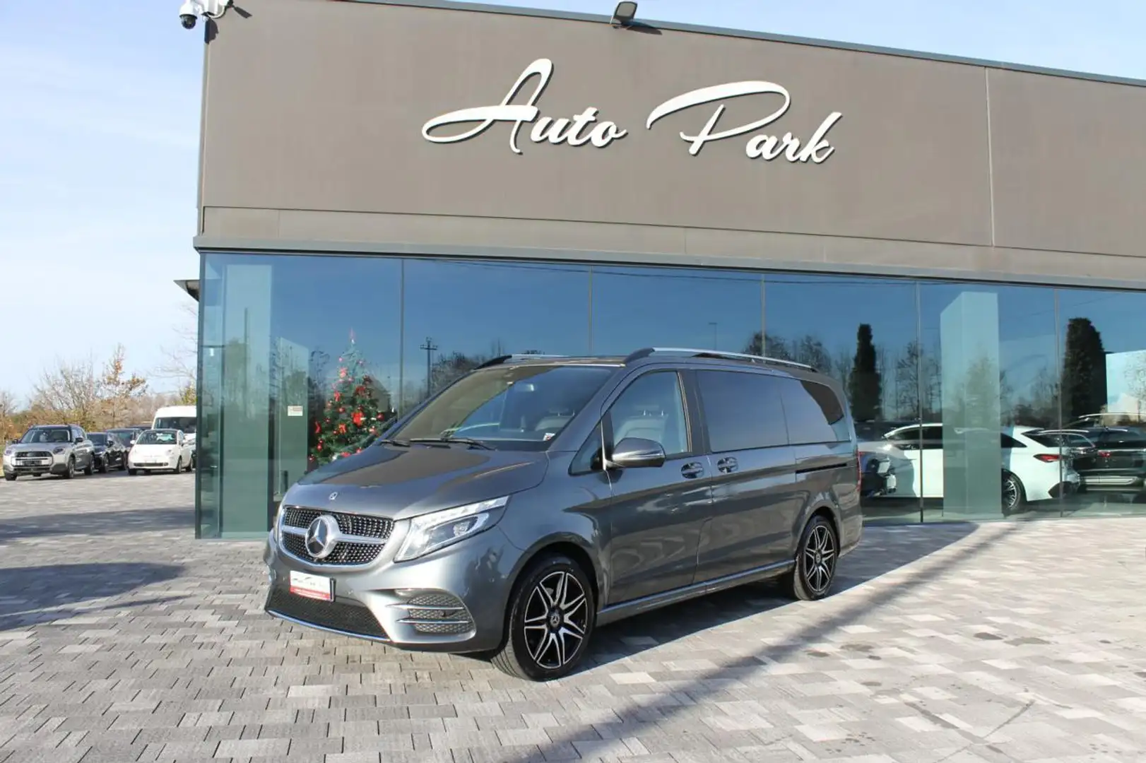 Mercedes-Benz V 300 d Automatic 4Matic Premium AMG - 7 posti Grigio - 1