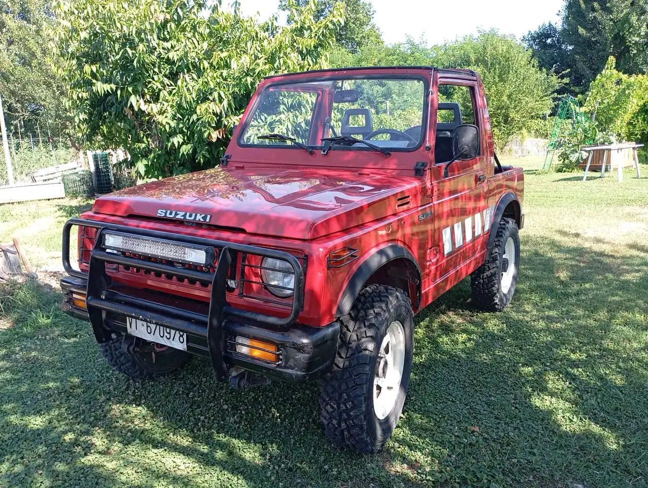 Suzuki SJ 410 SJ Cabrio 1.0 410 De Luxe, foto 1