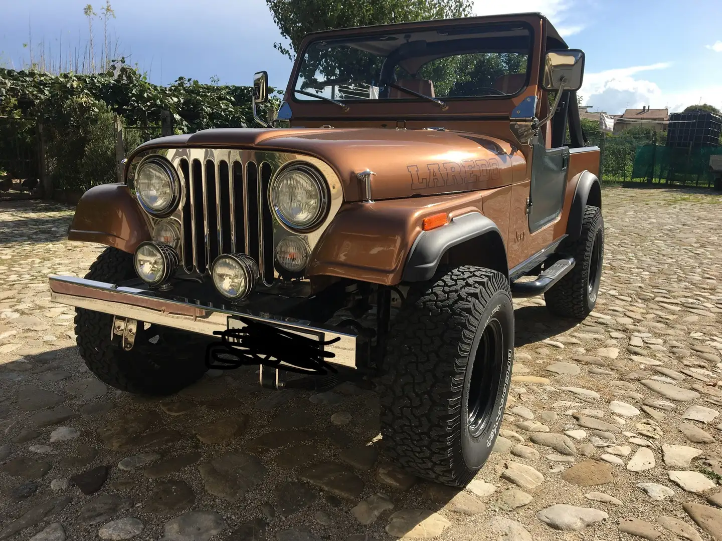 Jeep CJ-7 Brons - 1