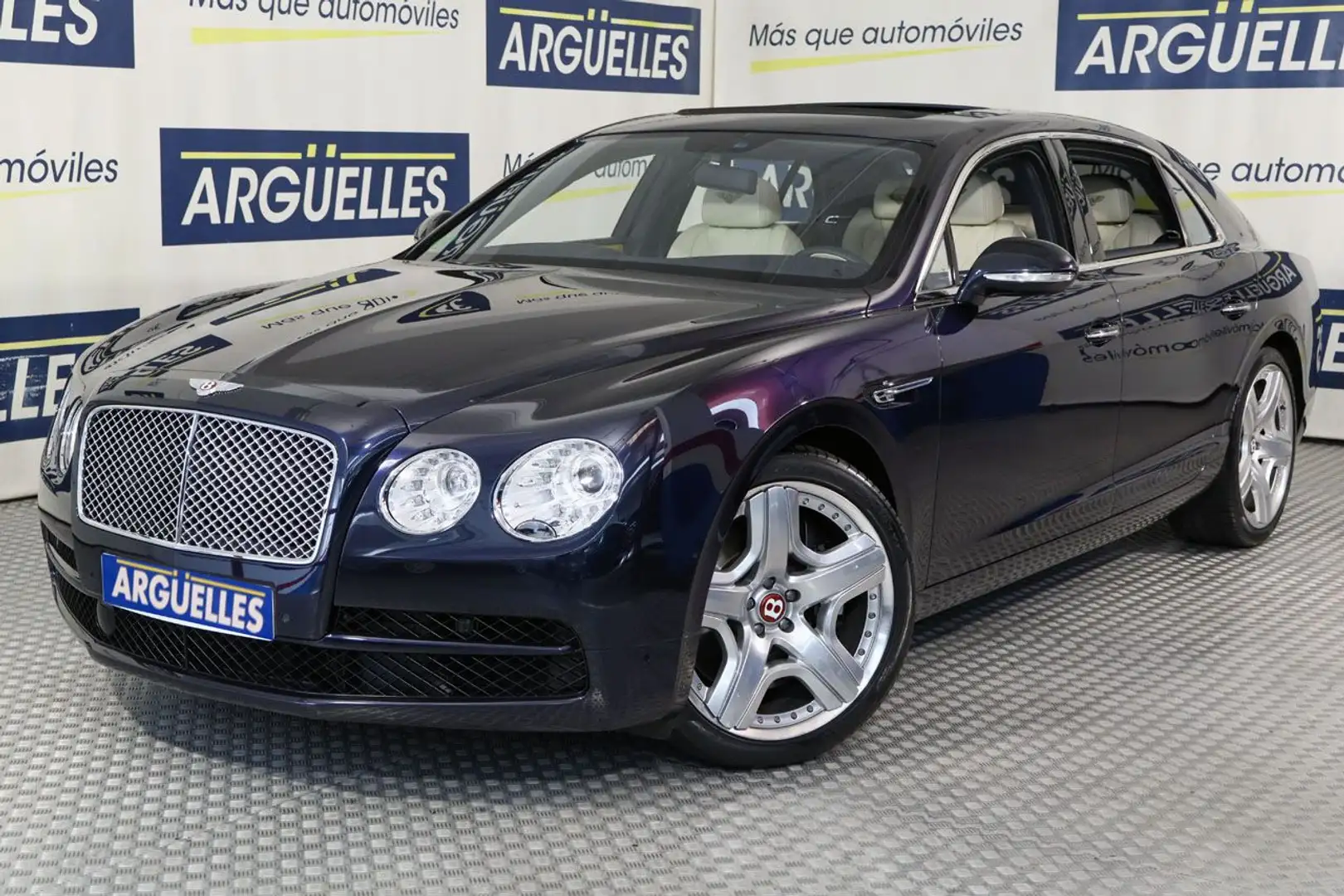 Bentley Flying Spur V8 Mulliner Bleu - 1