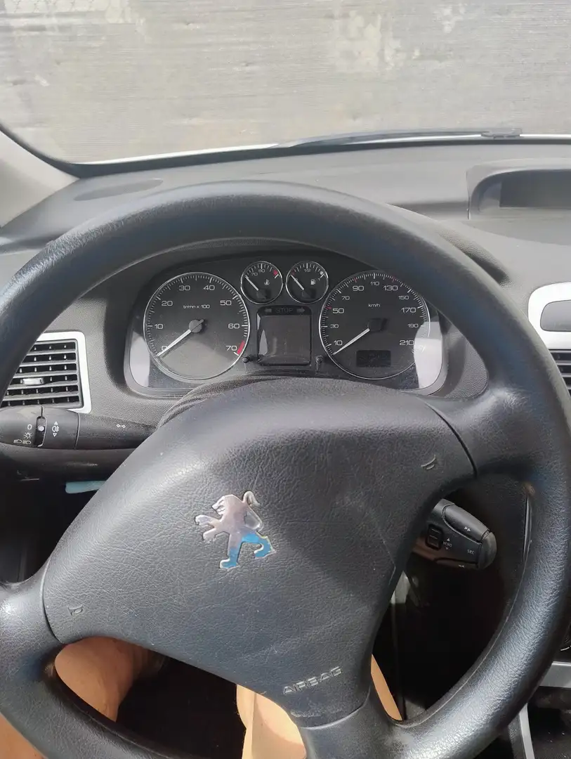 Peugeot 307 1.4i D-Sign - moteur HS Wit - 2