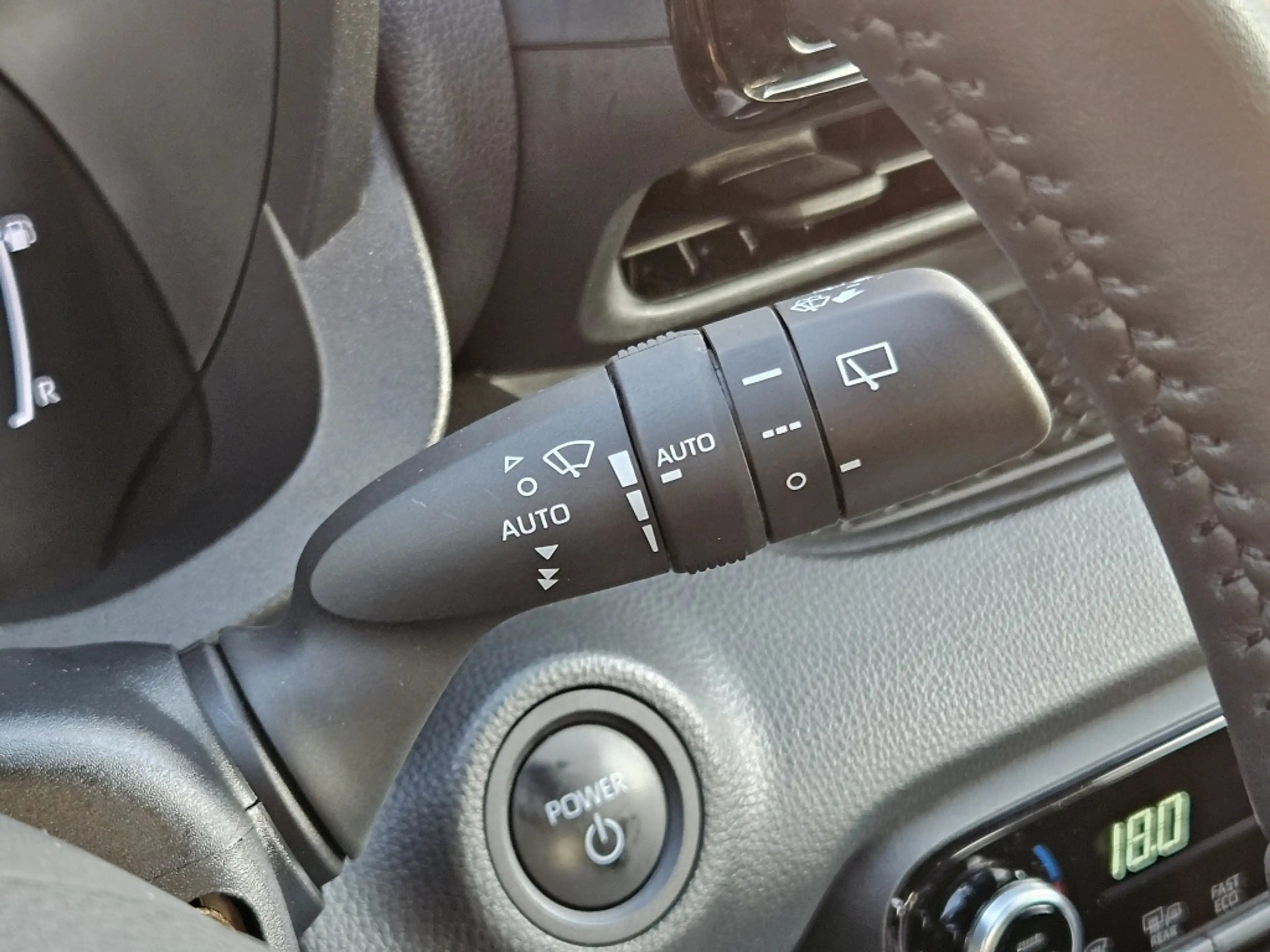 Mazda 2 Hybrid 1.5 116 CVT Homura — photo 15