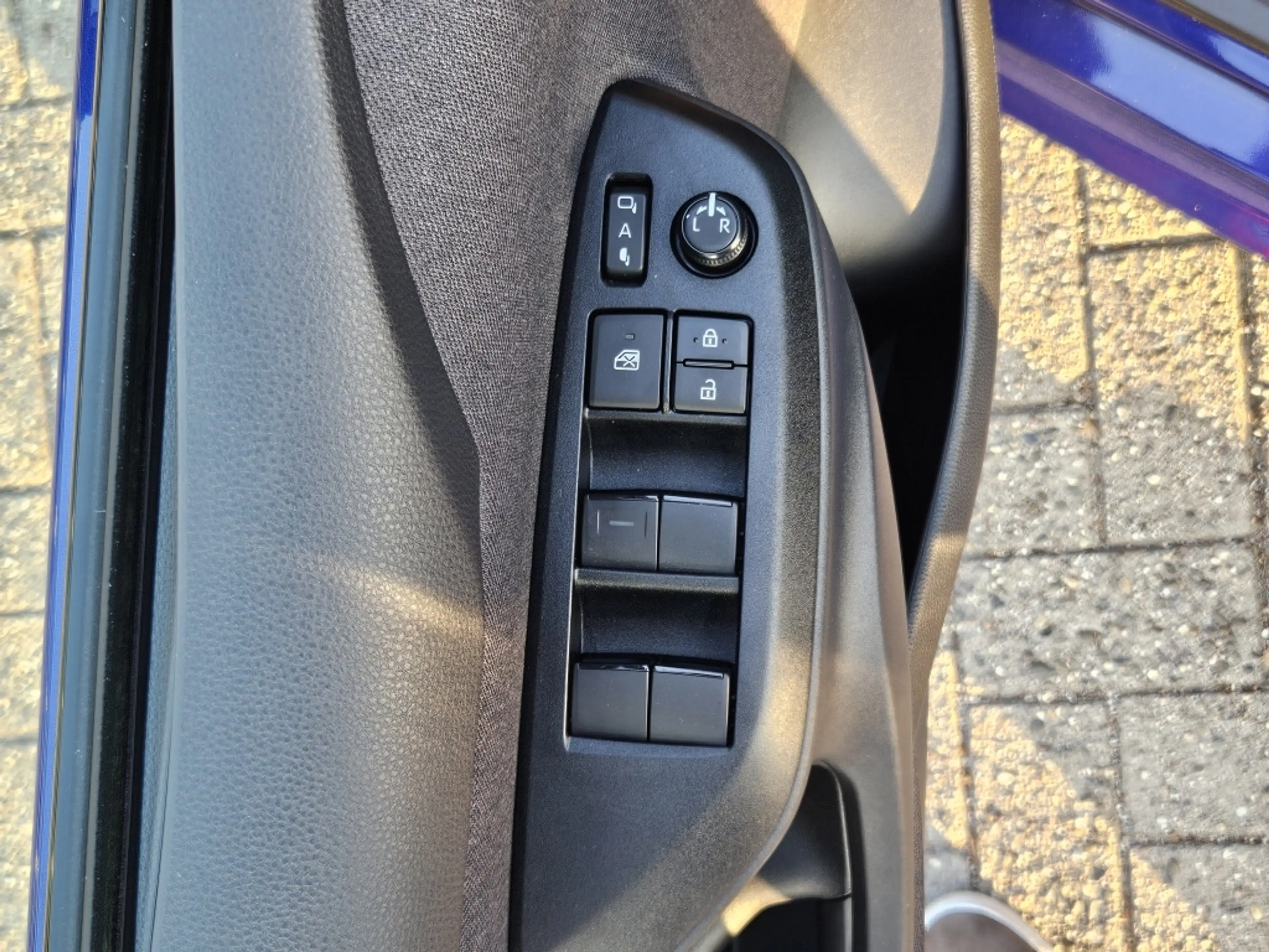 Mazda 2 Hybrid 1.5 116 CVT Homura — photo 10