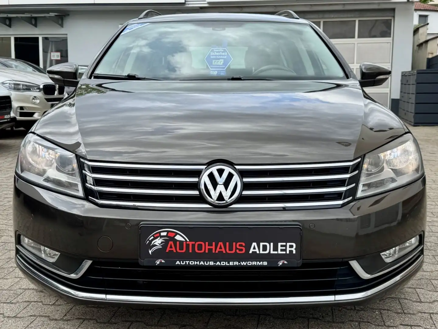 Volkswagen Passat 2.0 TDI Kombi BM*AUTOM*AHK*NAVI*SH*PDC*E5 Negro - 2