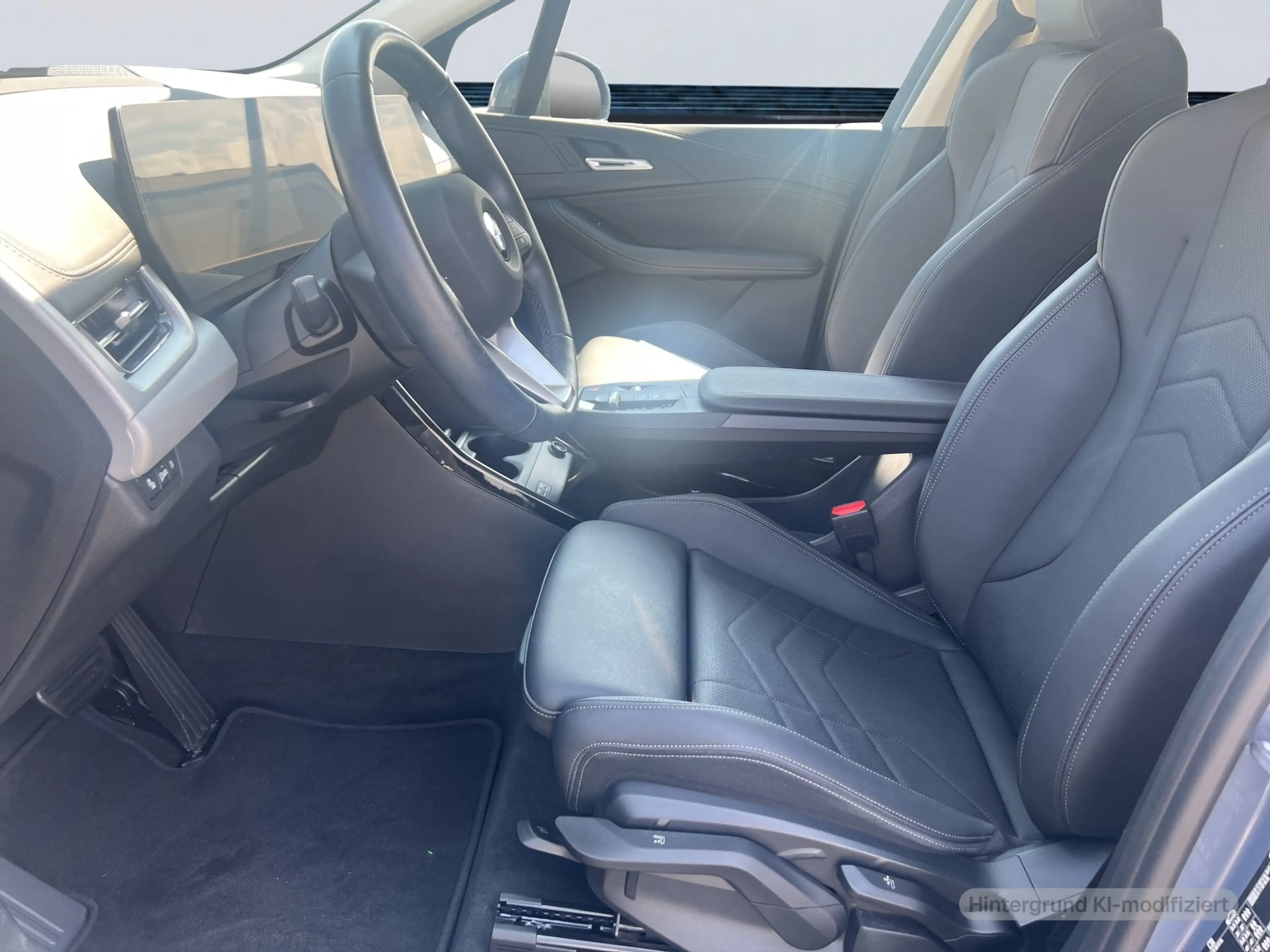 BMW 223 i Active Tourer — photo 11