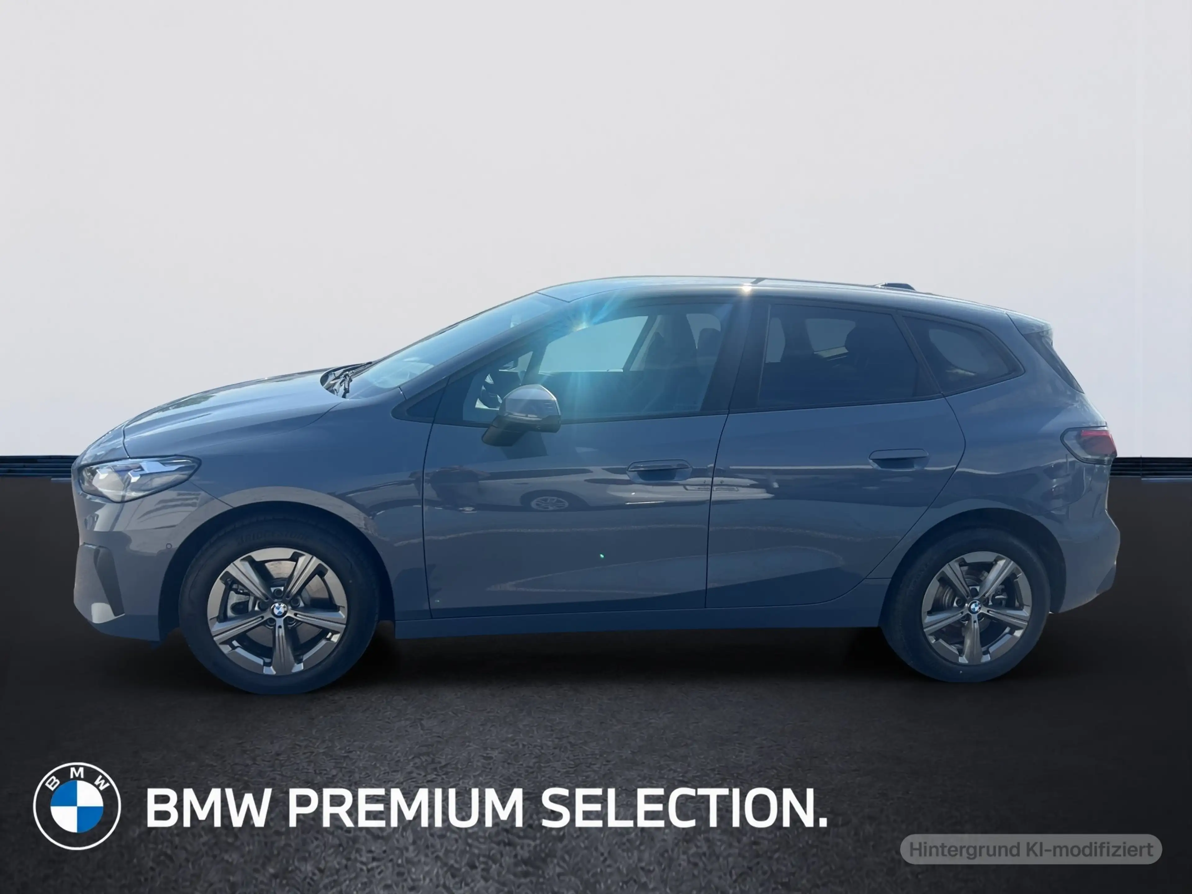 BMW 223 i Active Tourer — photo 4