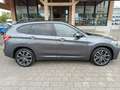 BMW X1 xDrive20i M Sport|AHK|NAVI|DDC|DAB|RFK Grijs - thumbnail 9