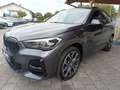 BMW X1 xDrive20i M Sport|AHK|NAVI|DDC|DAB|RFK Grijs - thumbnail 5