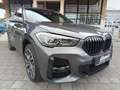 BMW X1 xDrive20i M Sport|AHK|NAVI|DDC|DAB|RFK Grijs - thumbnail 3