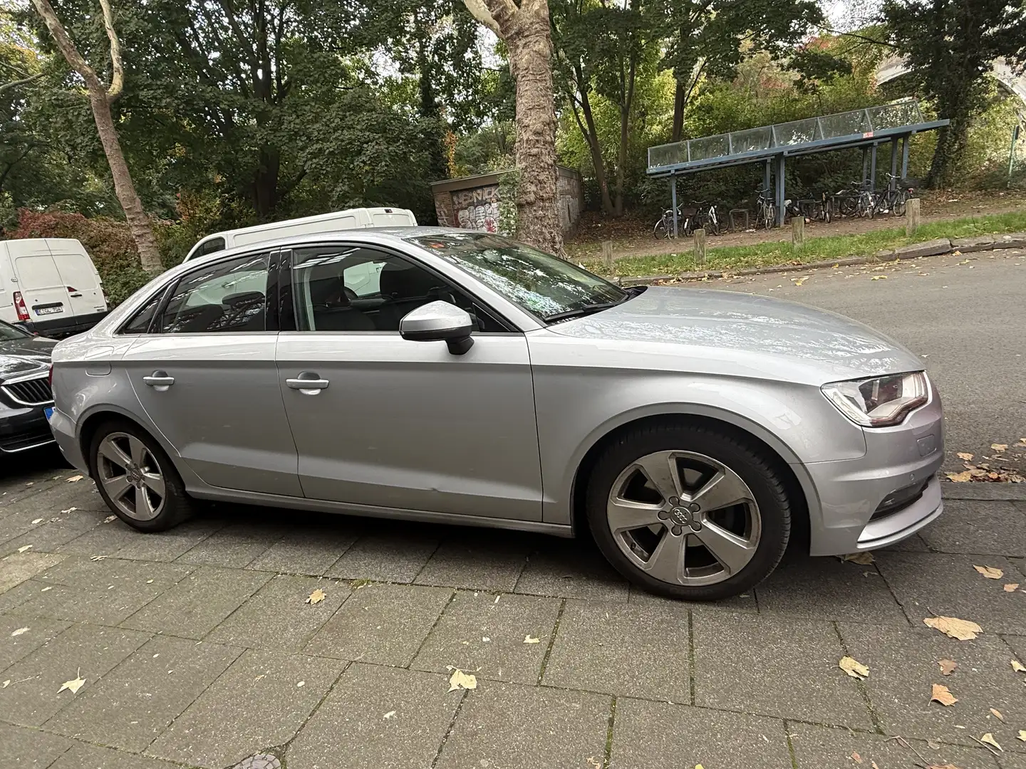 Audi A3 1.9 TDI Ambition - 1