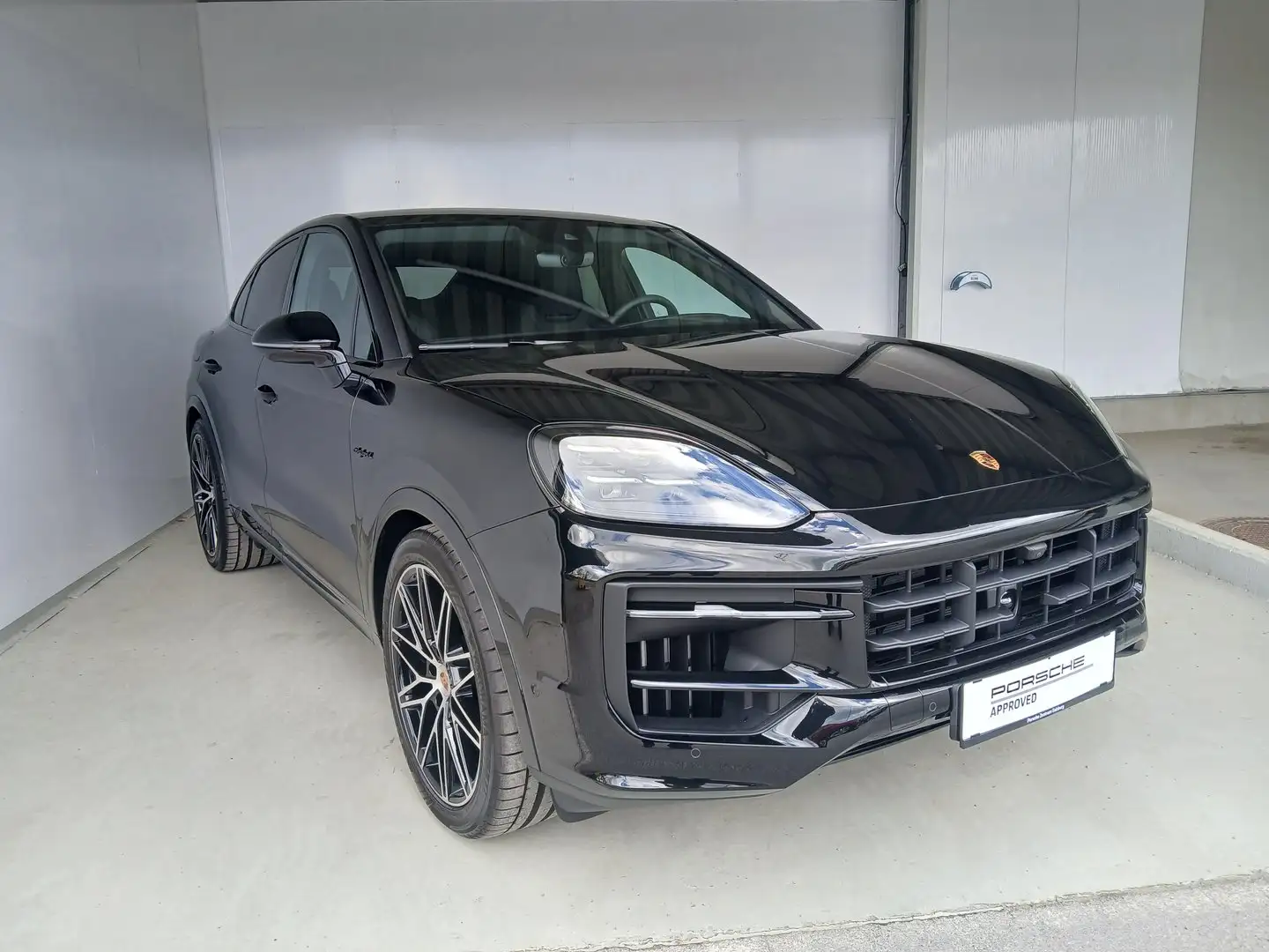 Porsche Cayenne E-Hybrid Coupé Black Edition Schwarz - 2