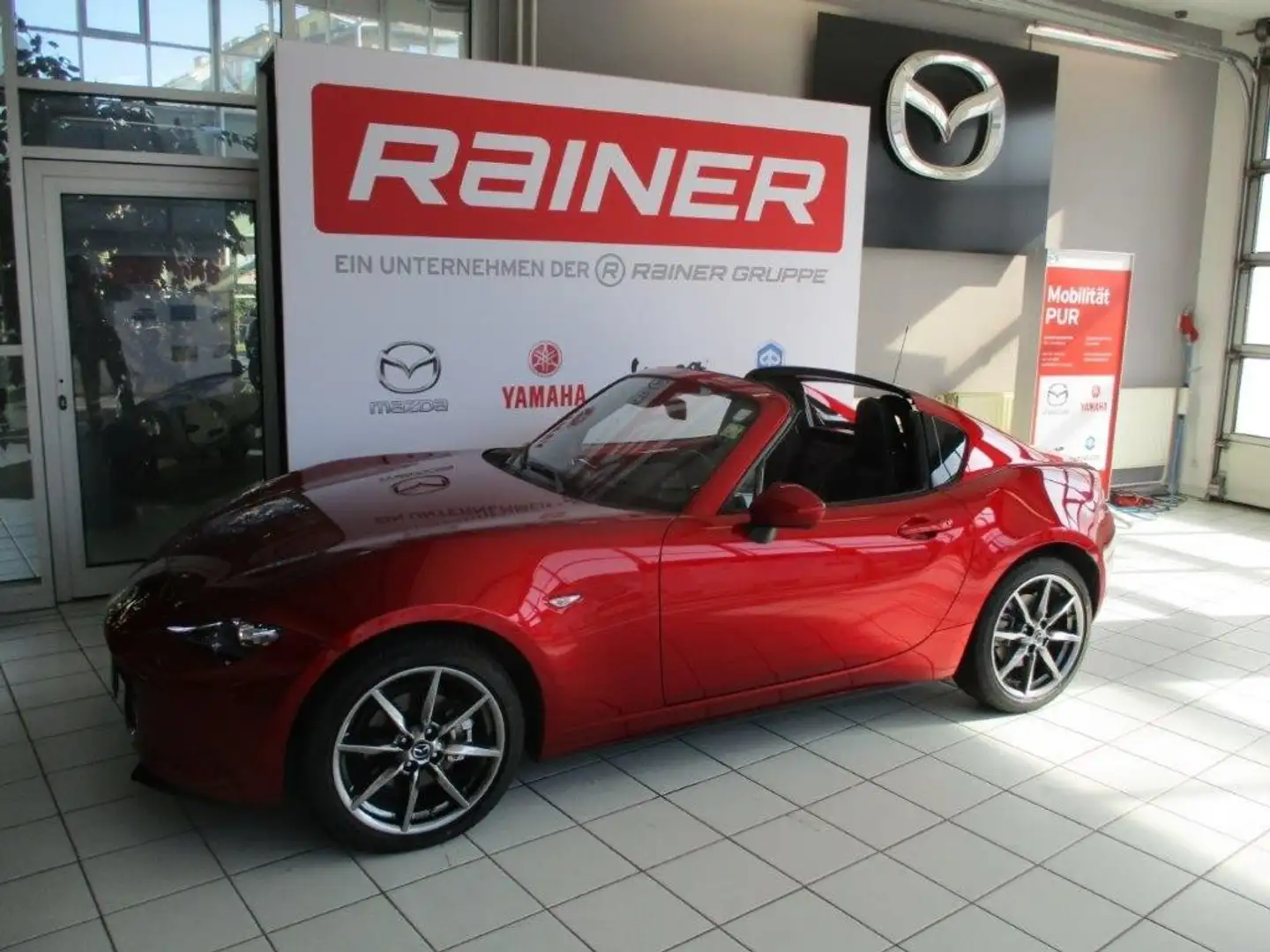 Mazda MX-5 RF G184 Revolution Top Rot - 1