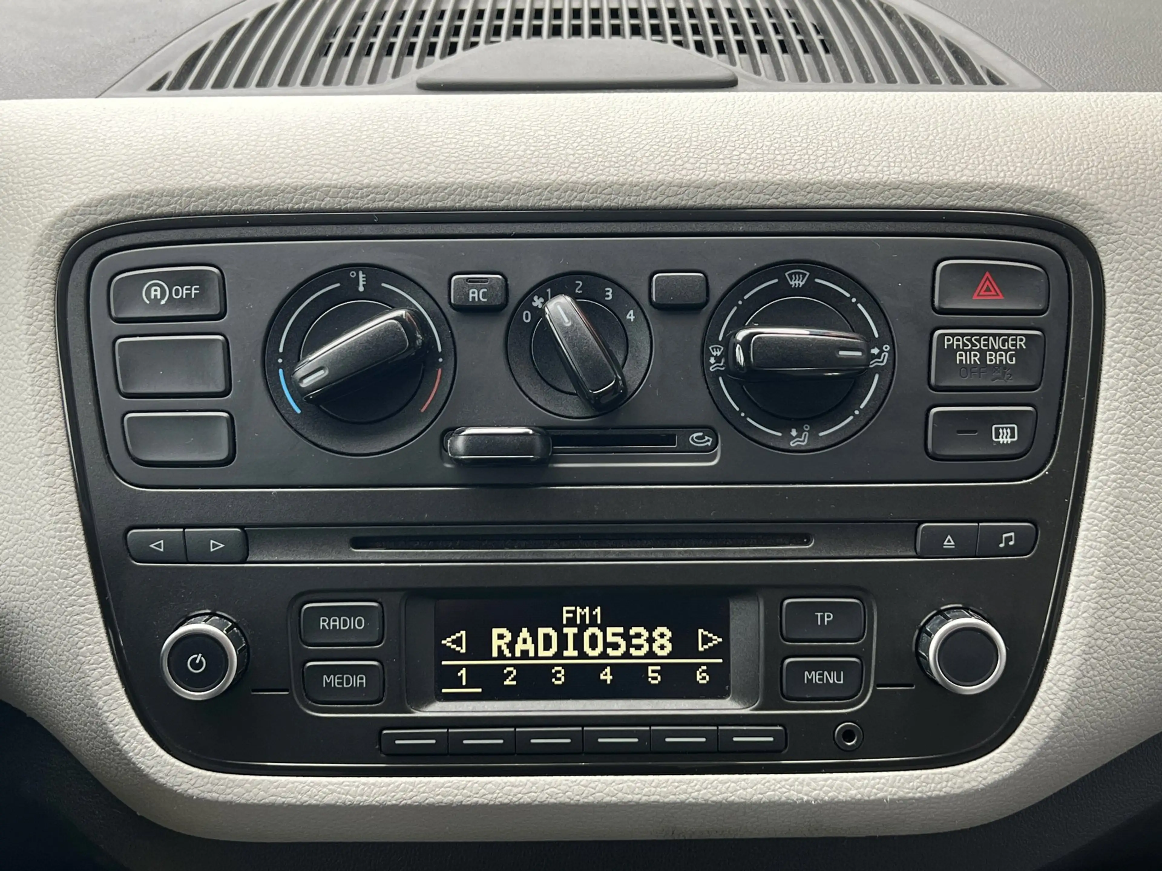 SEAT Mii 1.0 Style 5deurs|Airco|Isofix|El. ramen|APK 06-202 — photo 17