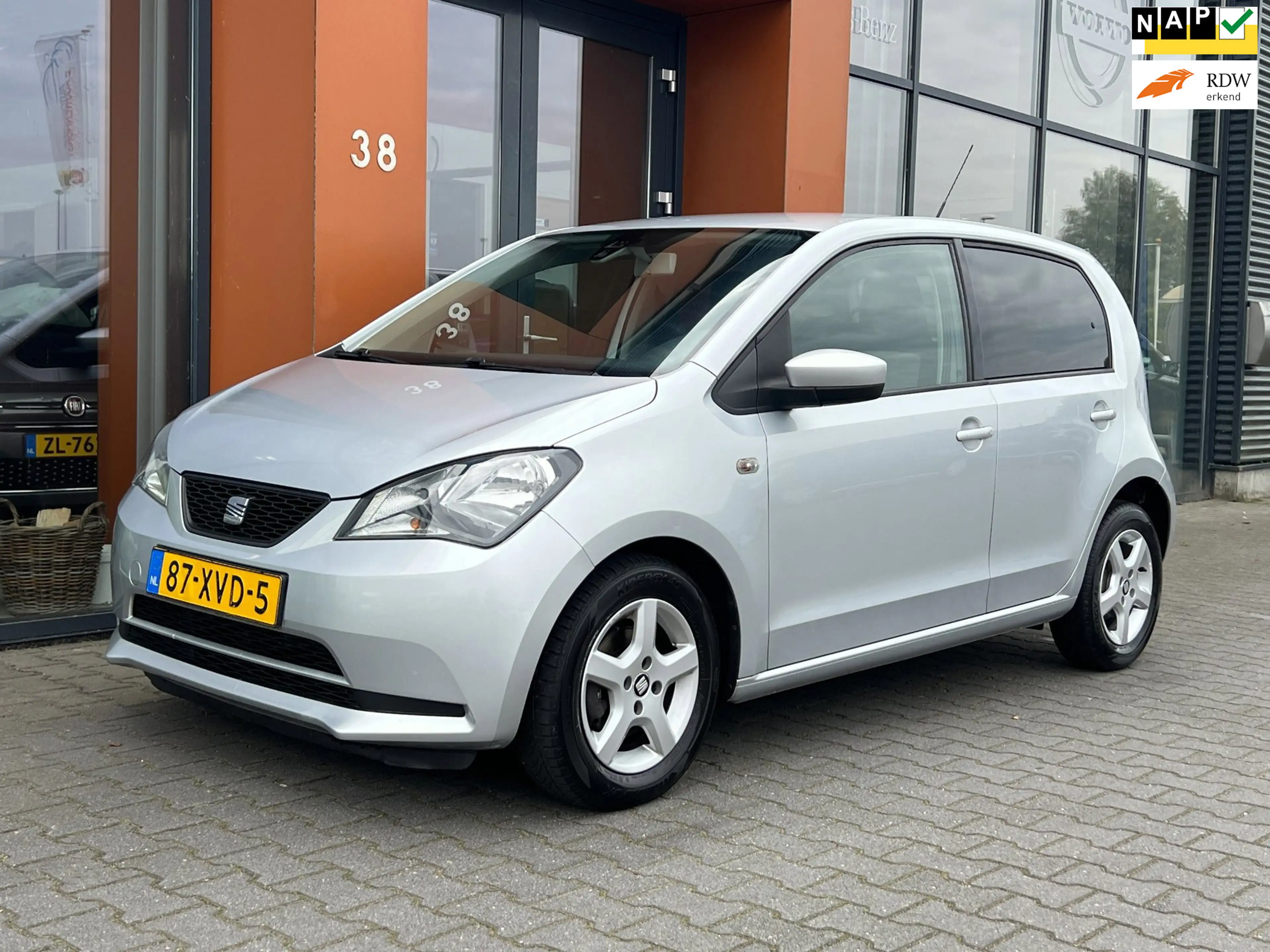 SEAT Mii 1.0 Style 5deurs|Airco|Isofix|El. ramen|APK 06-202