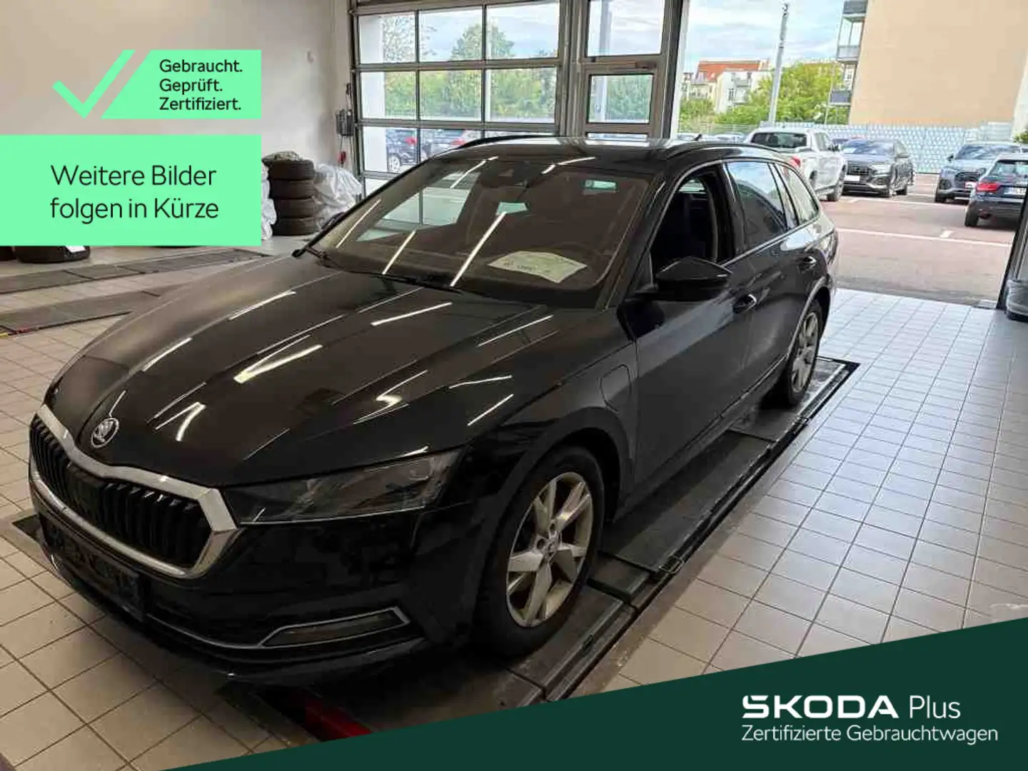 Skoda Octavia iV Combi First Edition 1.4TSI *NAVI*PANO Schwarz - 1