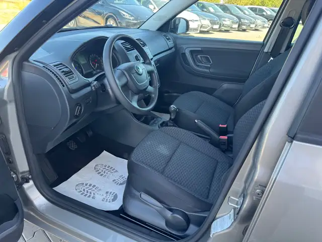 Skoda Fabia view 9