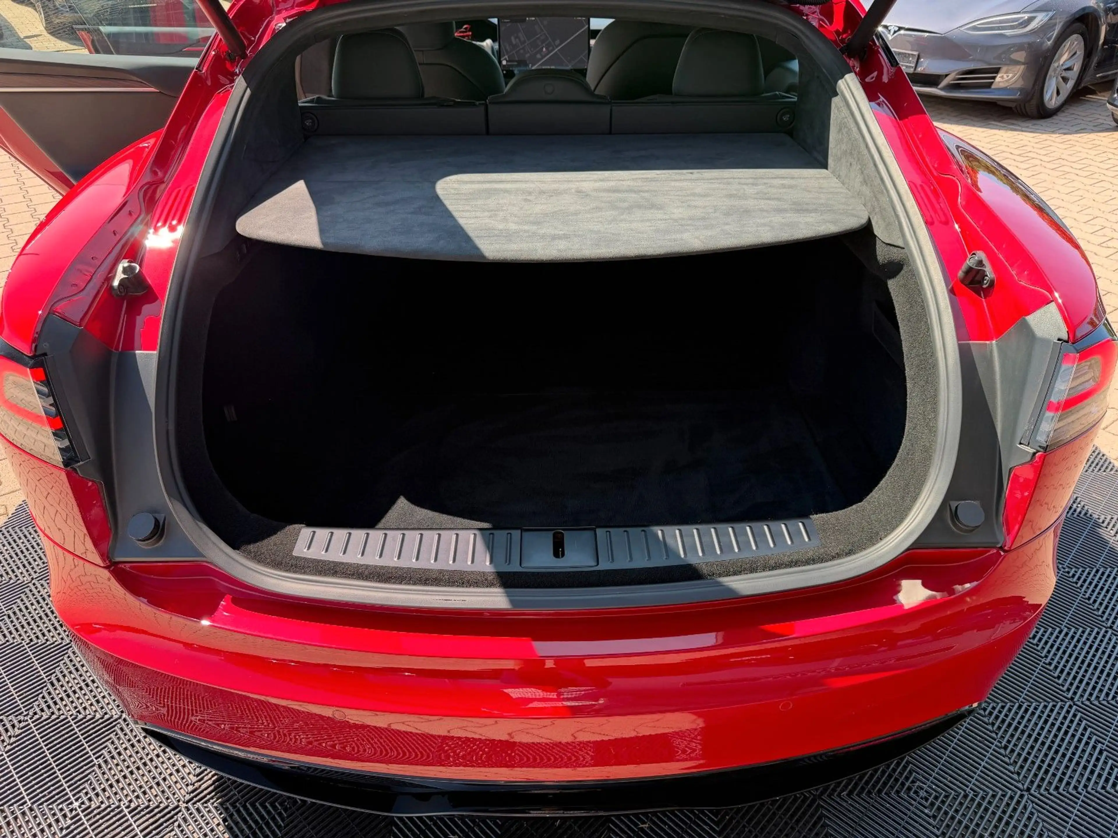 Tesla Model S MODEL S PALLADIUM | MATRIX LED | YOKE | — photo 13