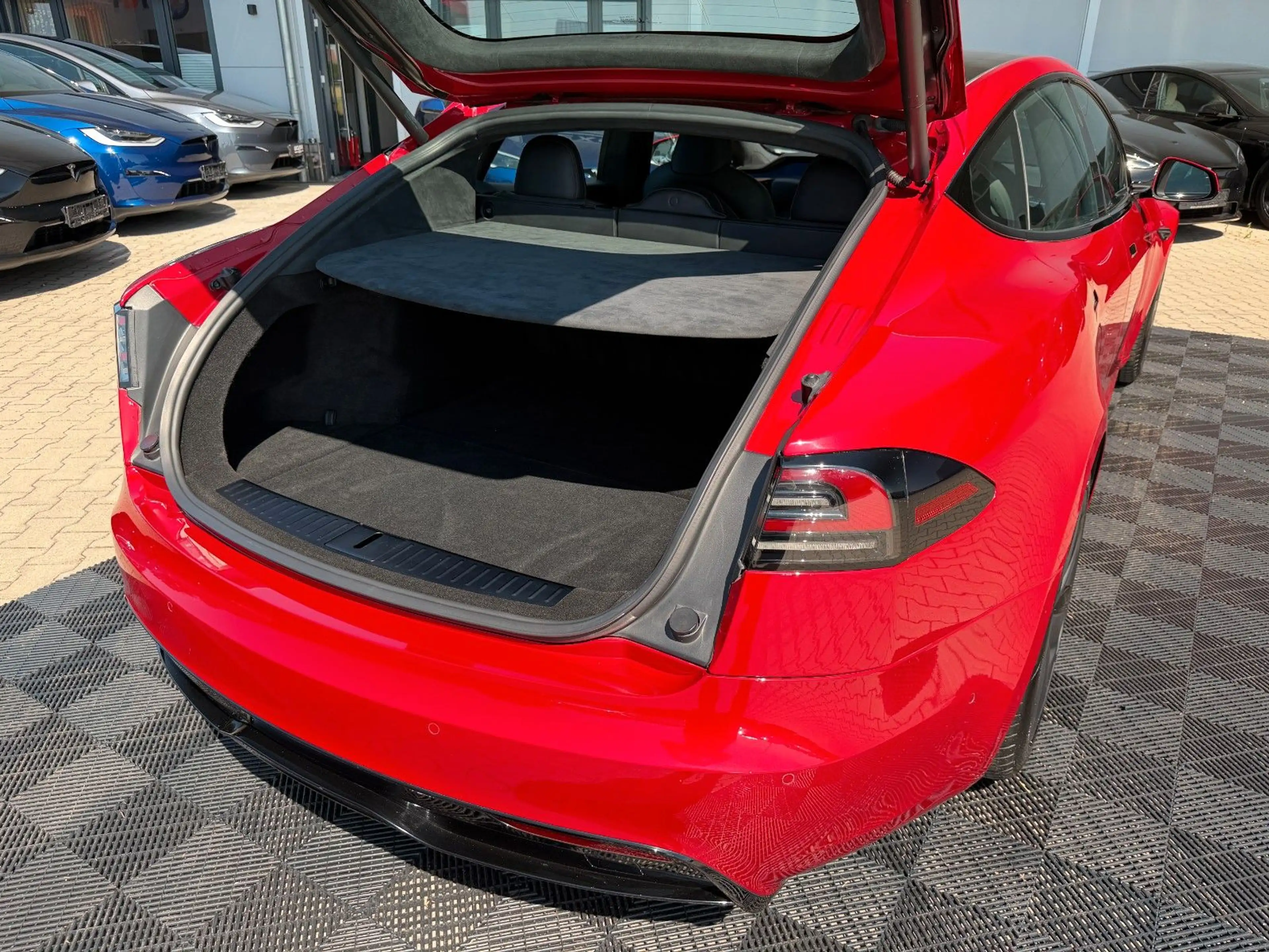 Tesla Model S MODEL S PALLADIUM | MATRIX LED | YOKE | — photo 11