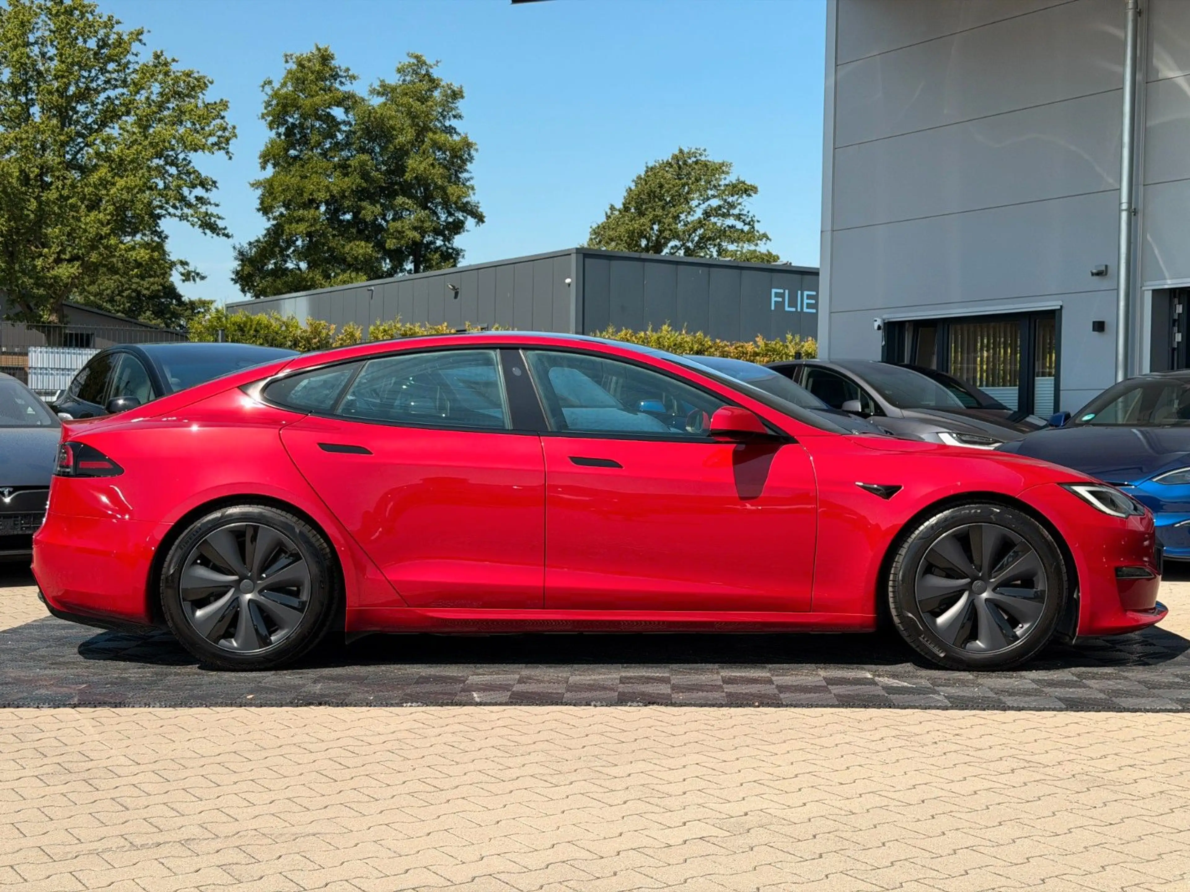 Tesla Model S MODEL S PALLADIUM | MATRIX LED | YOKE | — photo 8