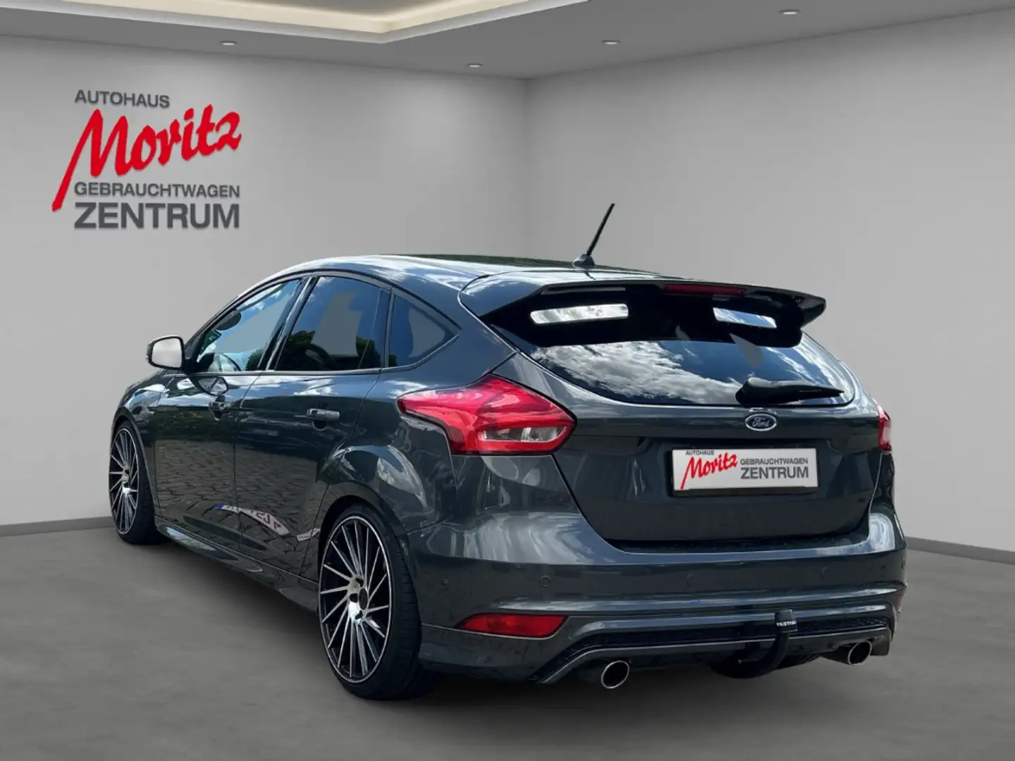 Ford Focus 1.5 ST-Line Aut. *SPORT-OPTIK-PAKET!* Gris - 2