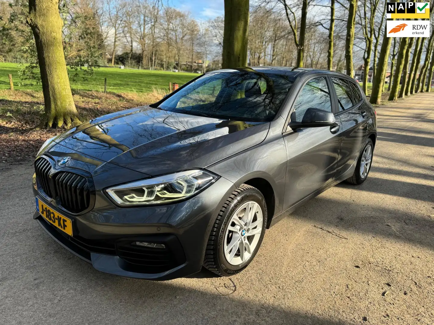 BMW 118 1-serie 118i|carplay|dealer onderhouden|virtual Grijs - 1