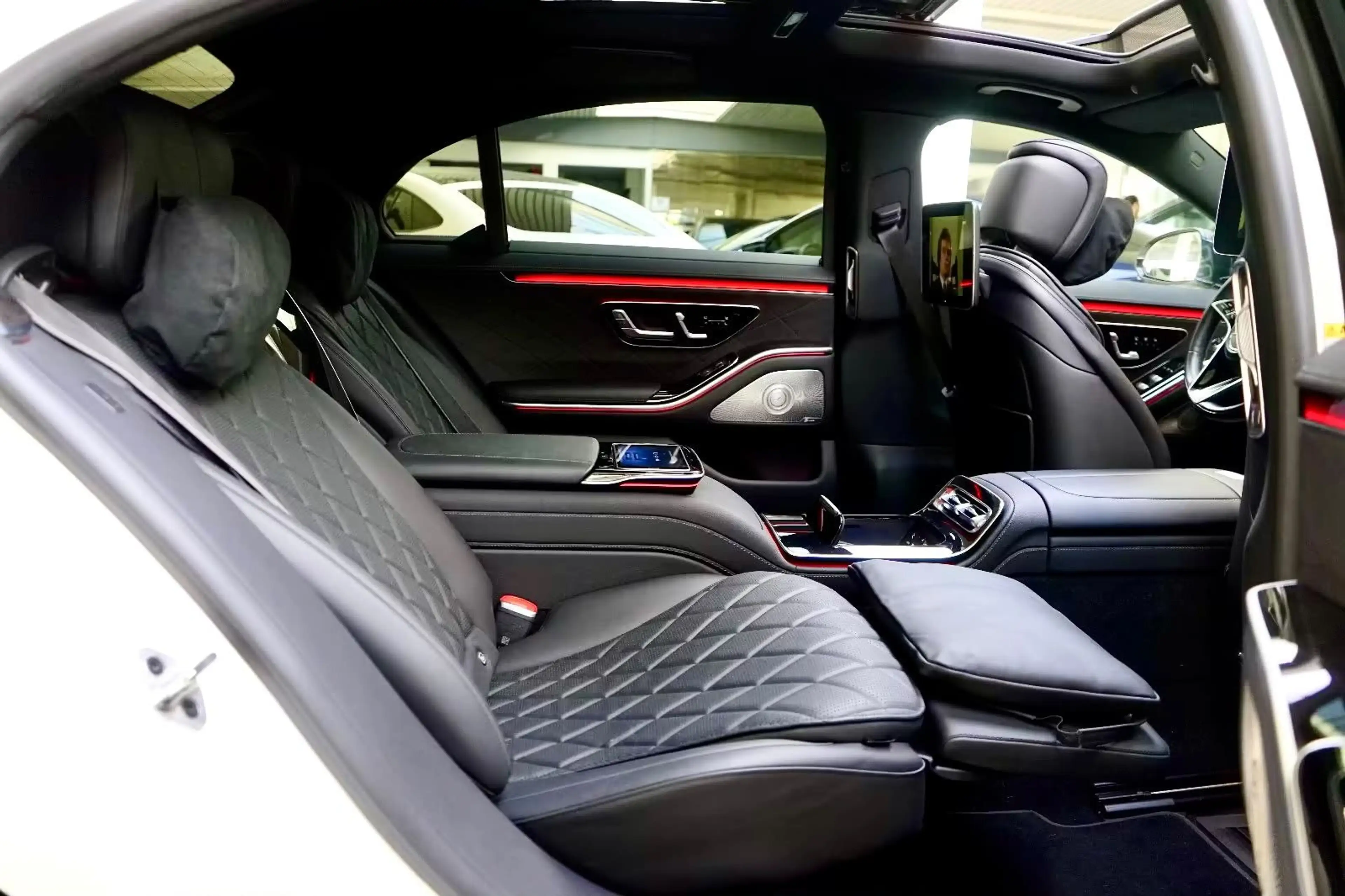 Mercedes-Benz S 450 4M Lang*AMG*Designo*3xTV*First Class*Voll* — photo 3