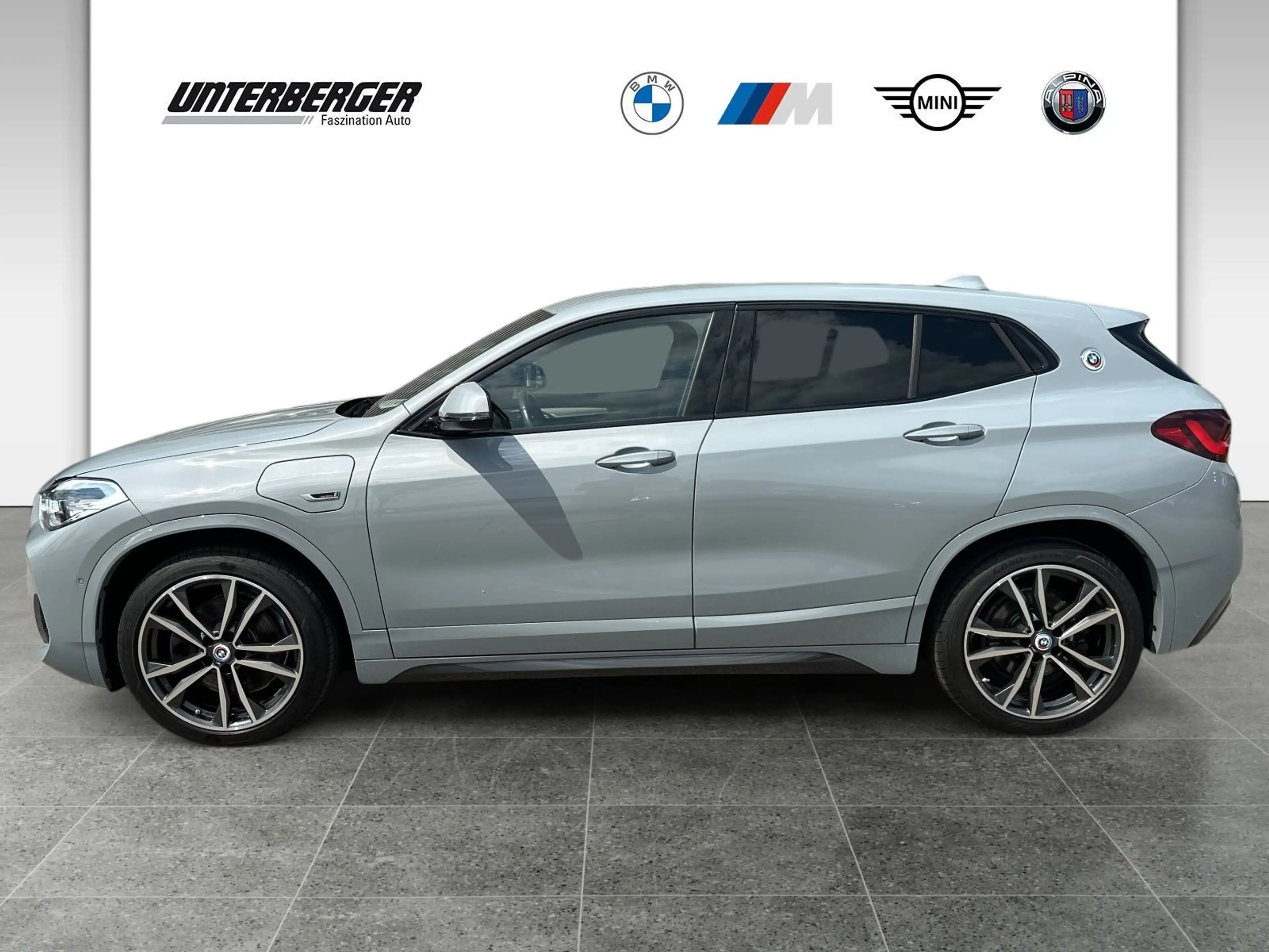 BMW X2 xDrive25e SHZ DAB PDC — photo 3