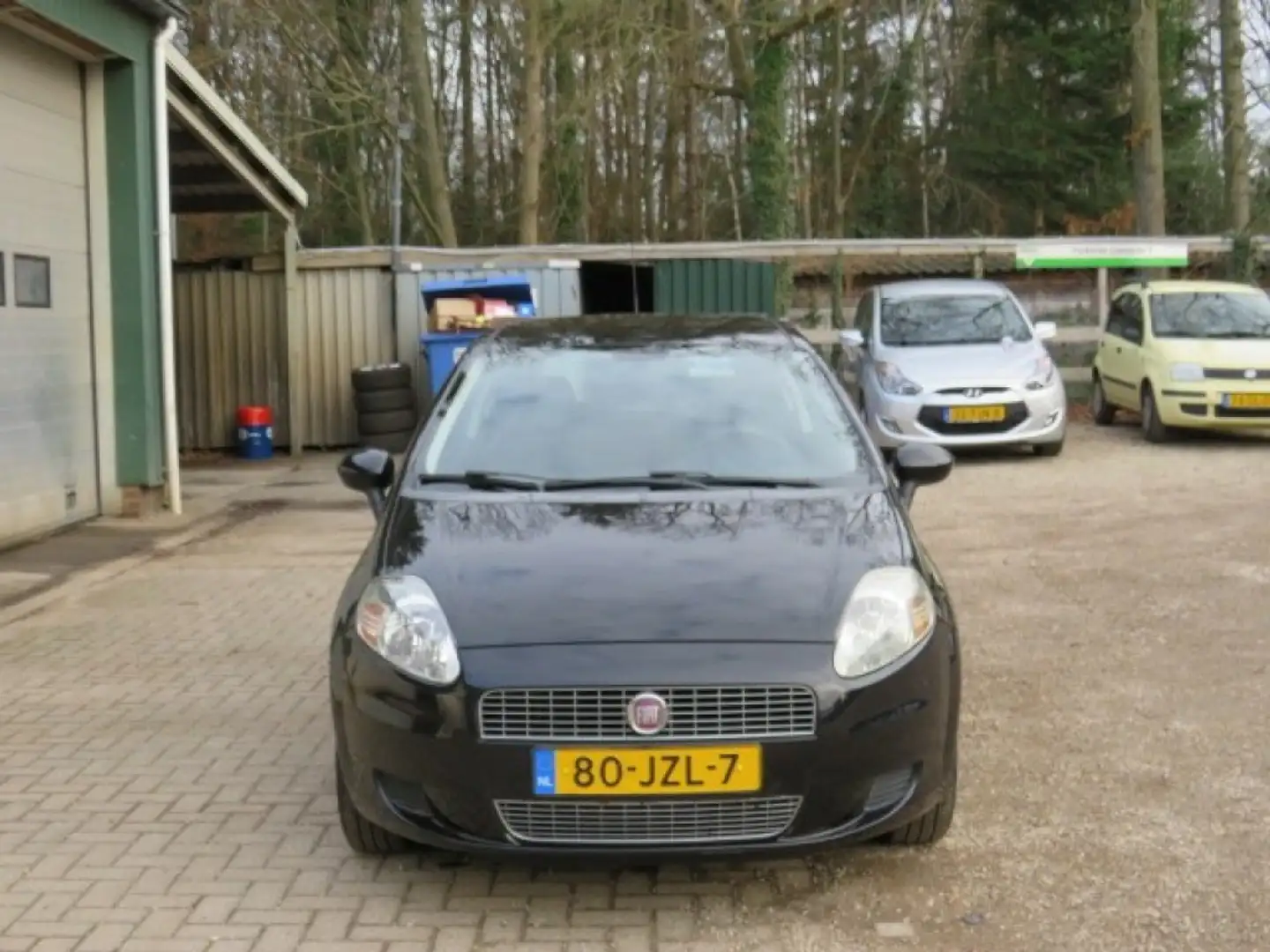 Fiat Punto Evo 1.2 Active Schwarz - 2