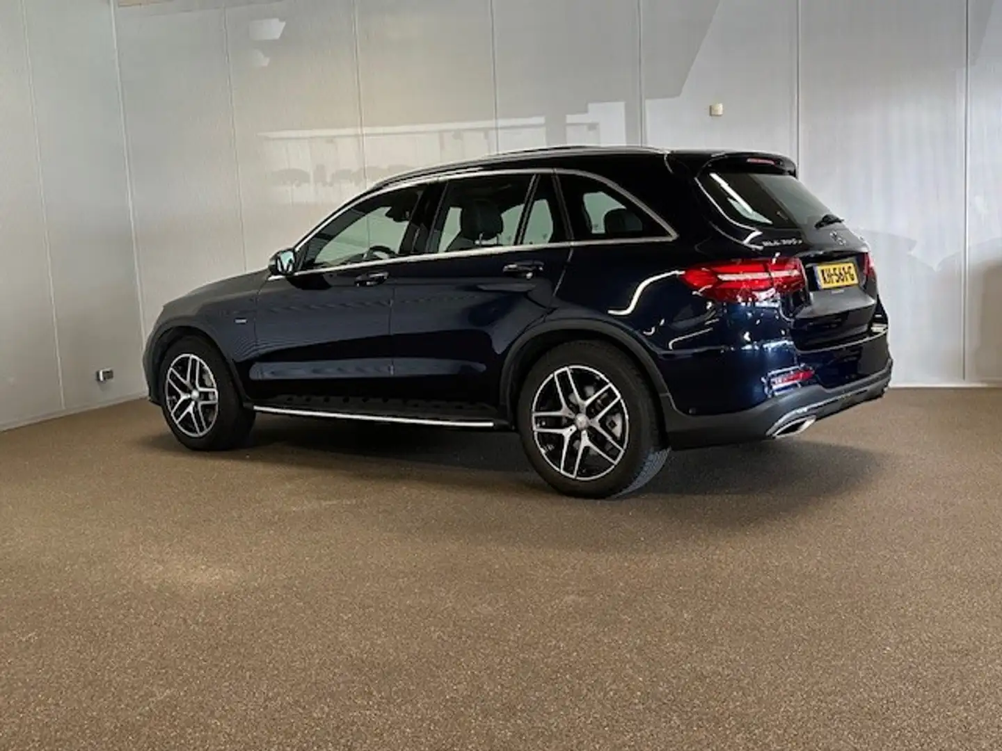 Mercedes-Benz GLC 350 350e Hybrid 4 Matic AMG STYLING-PANORAMA-LUCHTVERI Blauw - 2