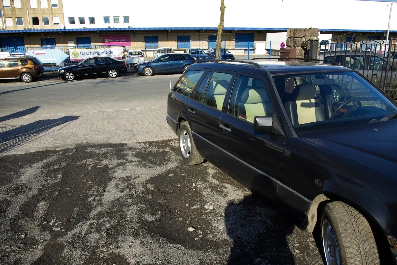 Mercedes-Benz 200 TE Automatik Negru - 2