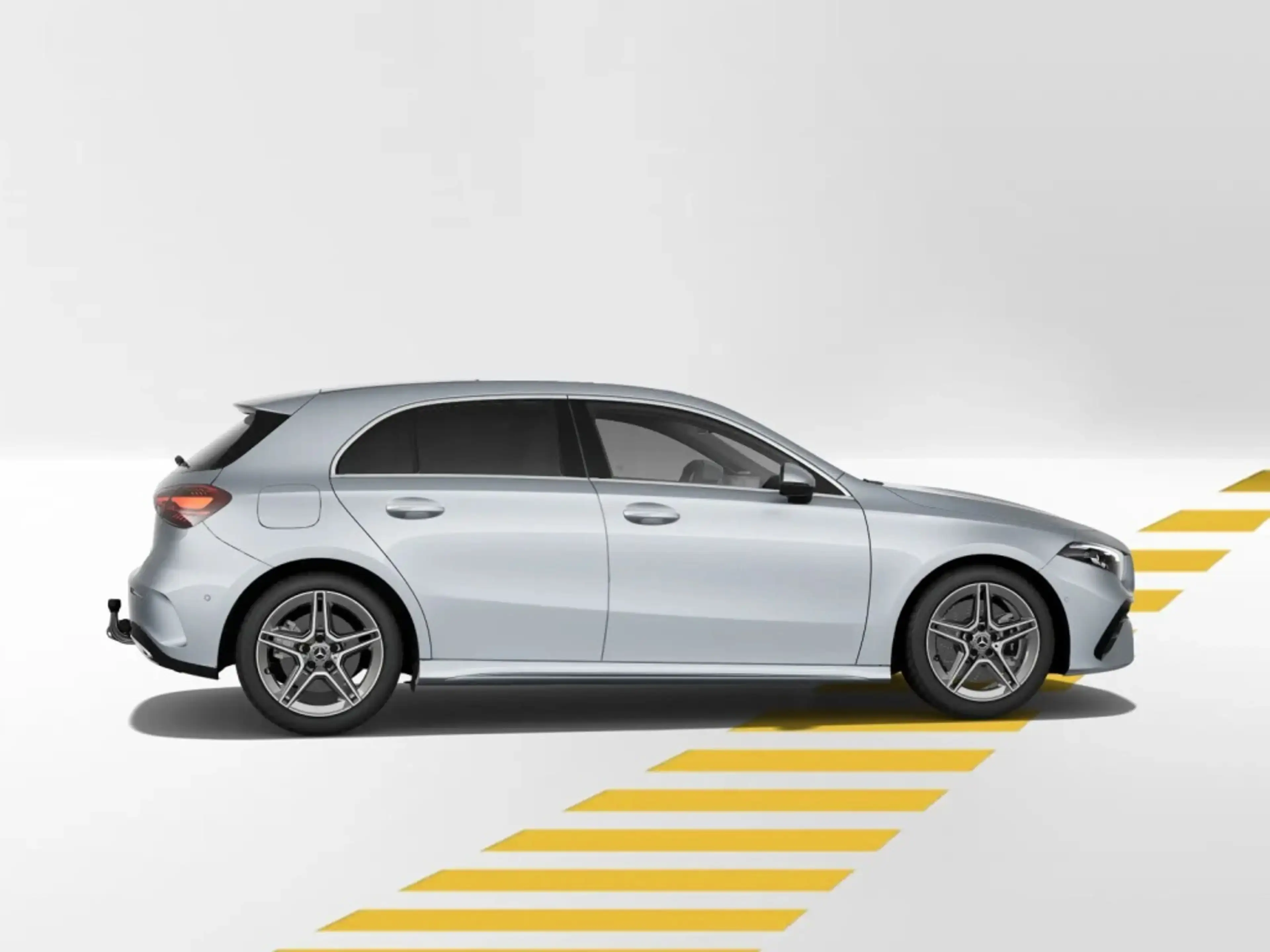 Mercedes-Benz A 250 e AMG AHK PANO SOUND LEDER DISTRO MULTIBE — photo 8